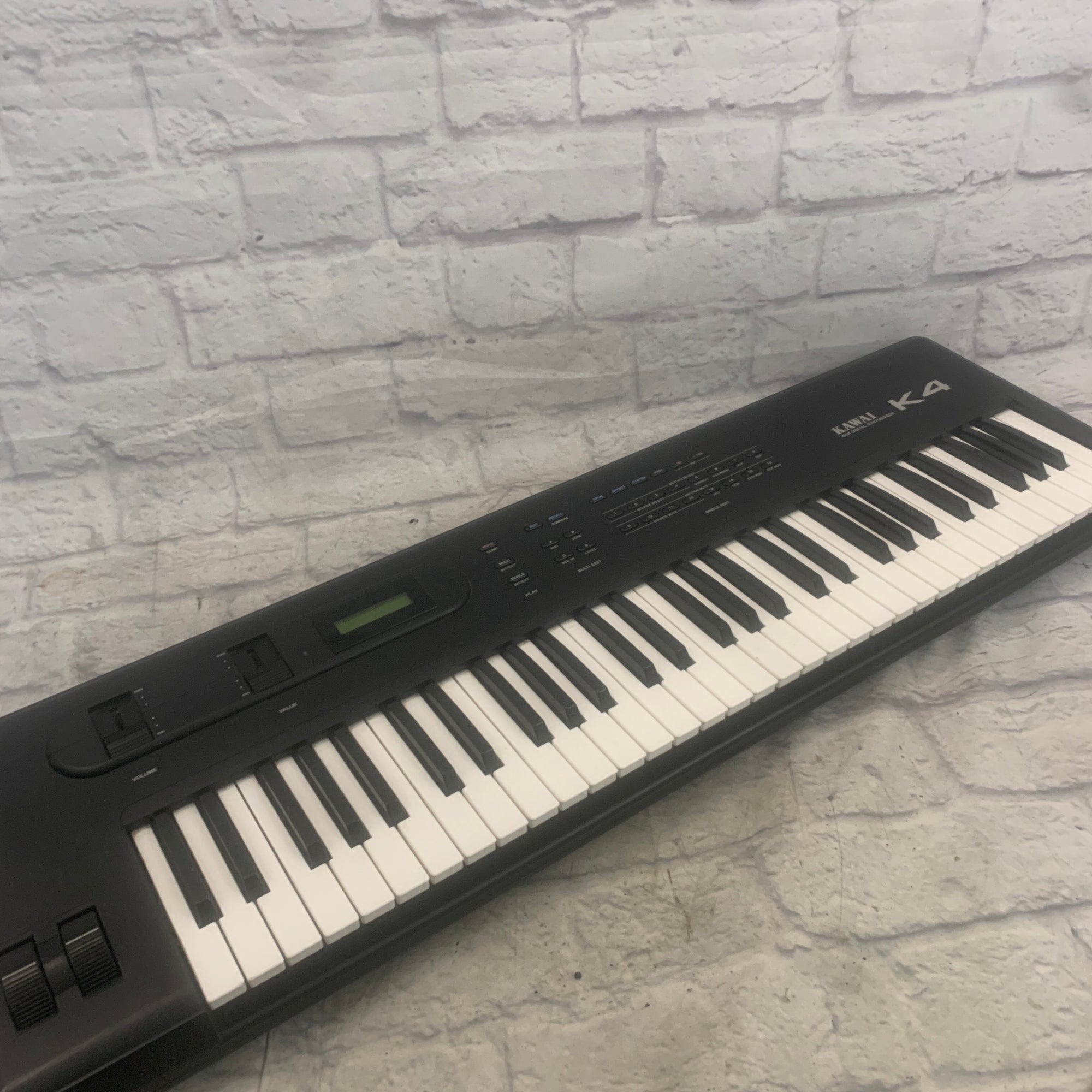Kawai K4 16 bit Digital Synthesizer - Evolution Music