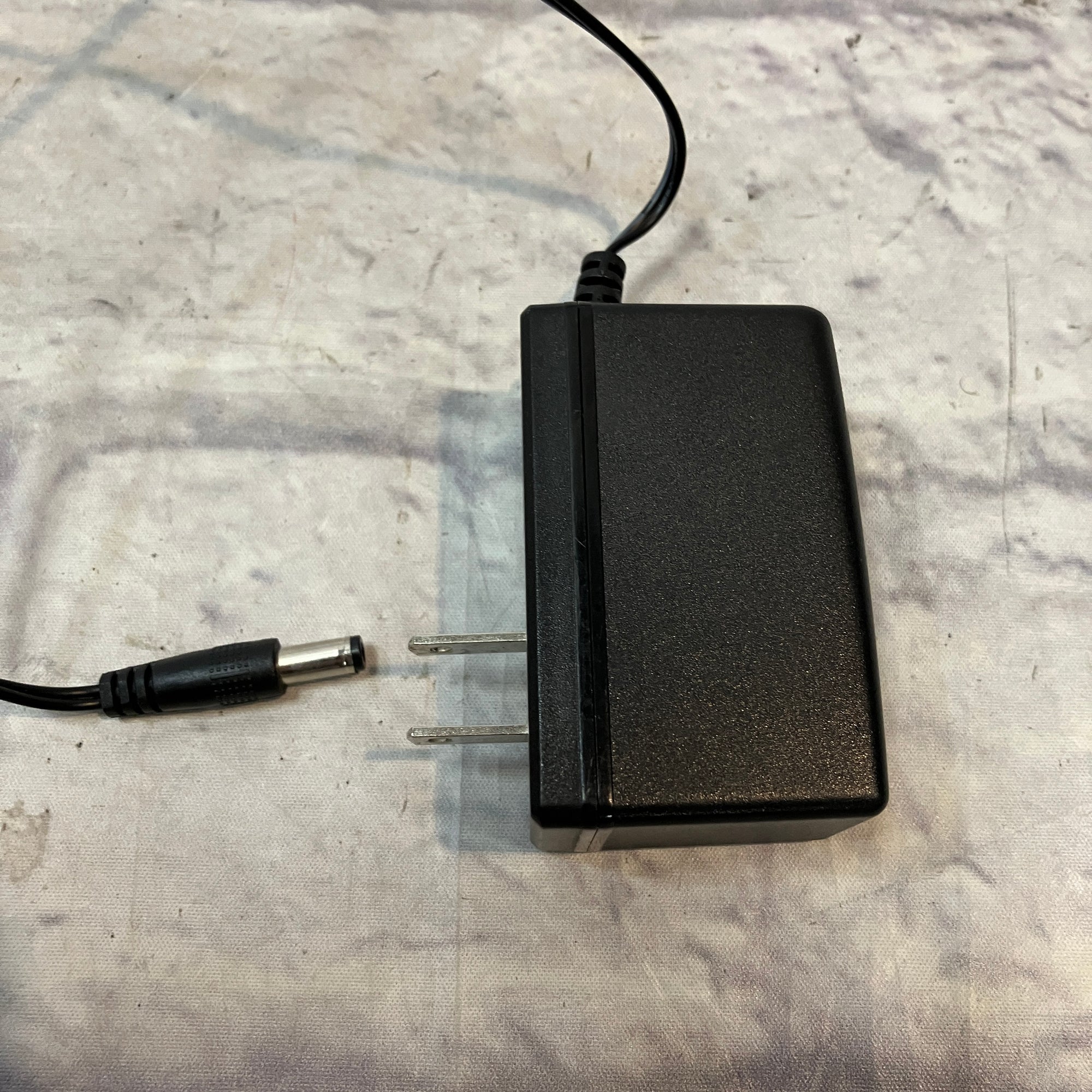 Unknown 9V Power Supply