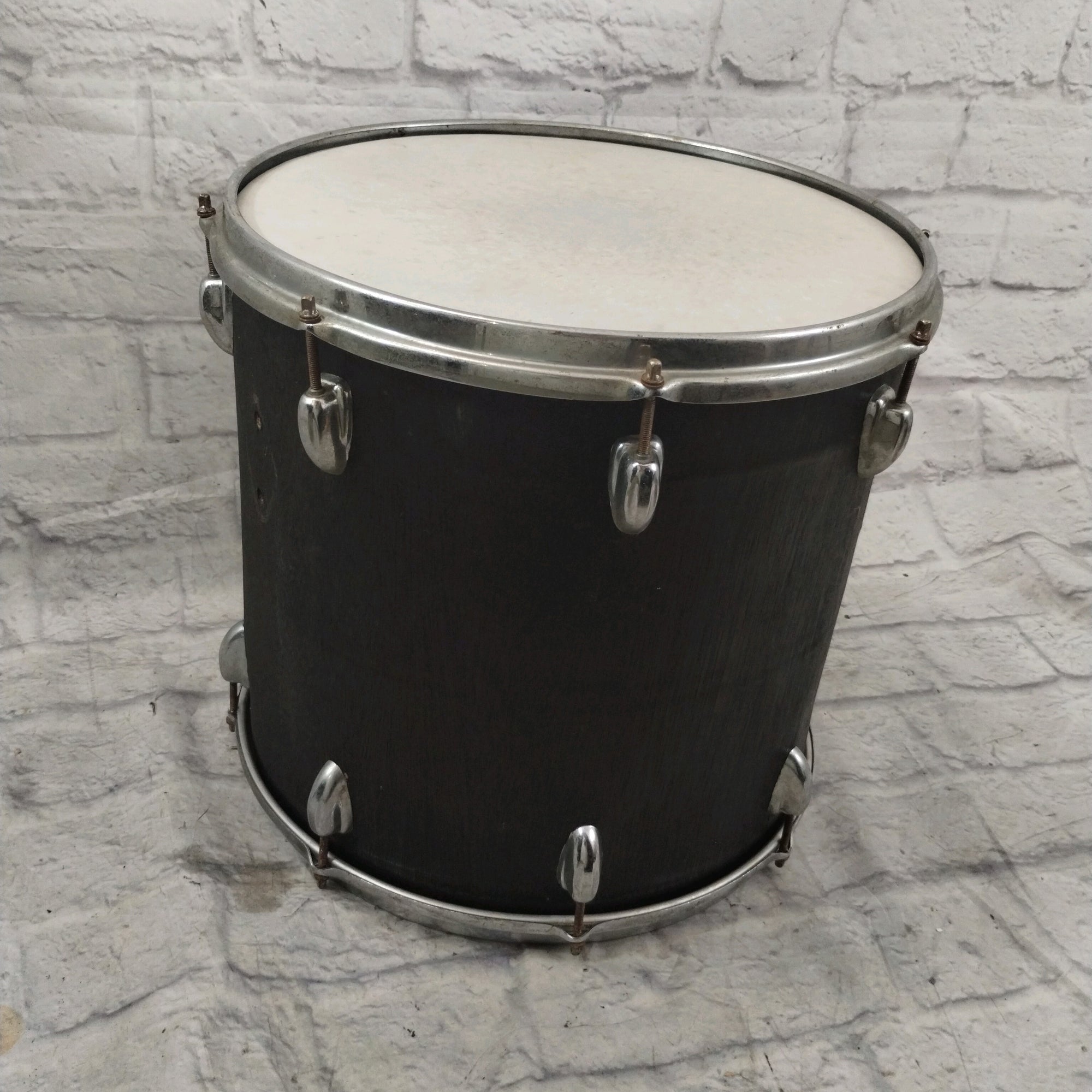 Unknown 16" Black Floor Tom