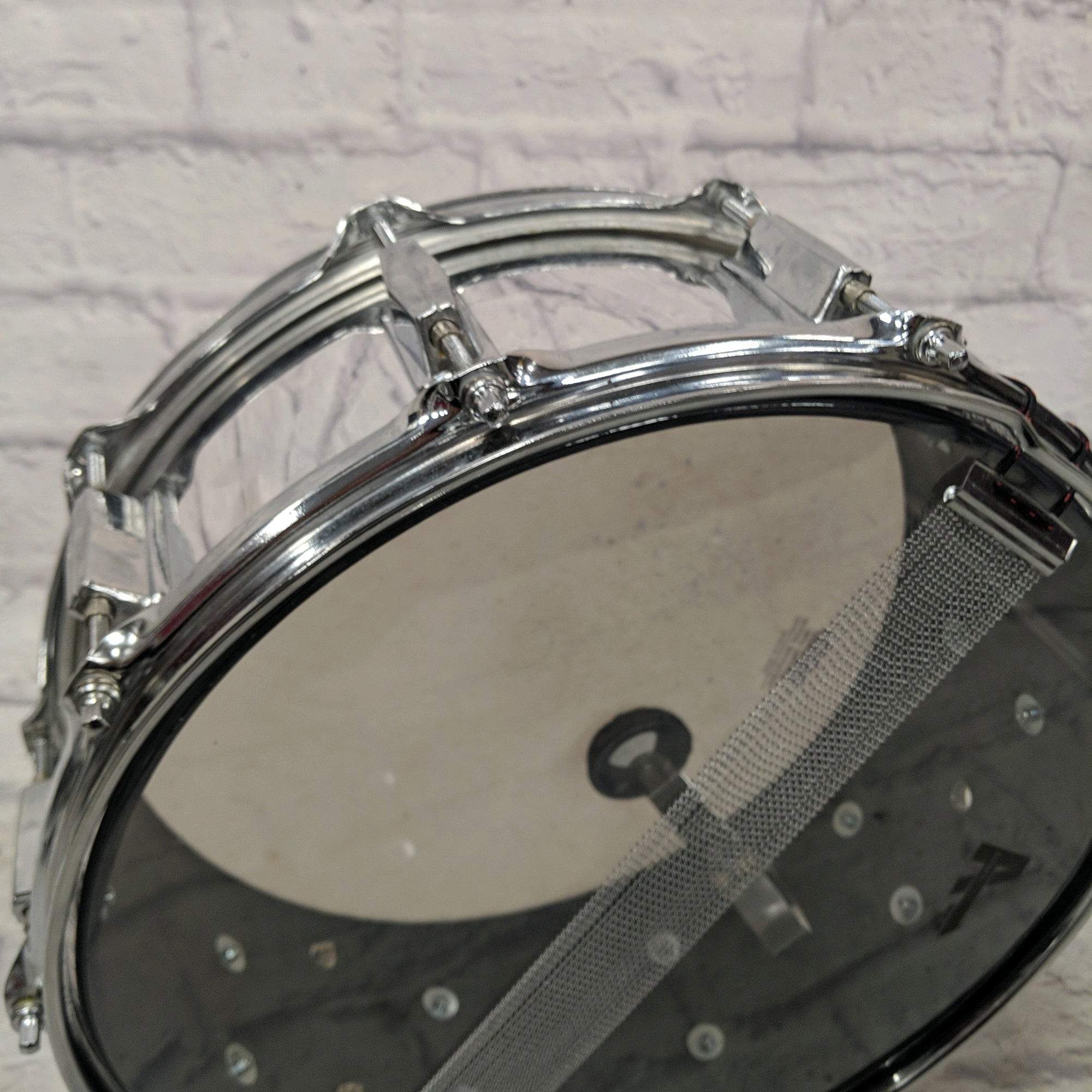 Remo 14x5.5 UMI Chrome Snare Drum