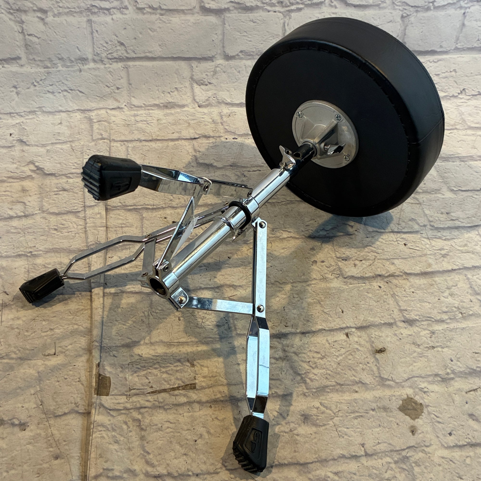 Roc N Soc Drum Throne