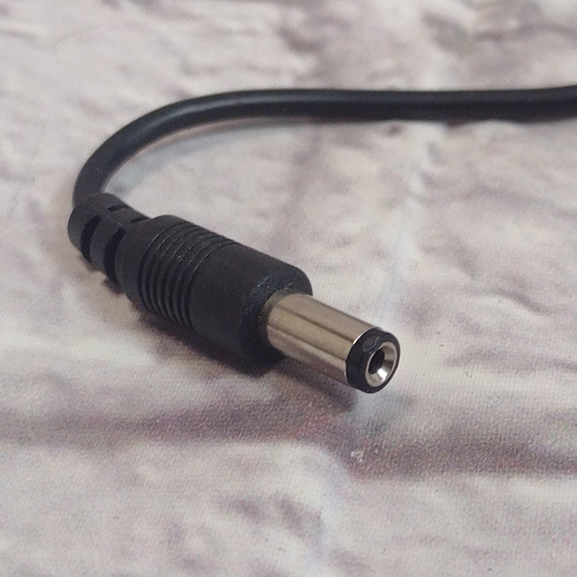 Unknown Lot of 12 Pedal Power Supply Cables