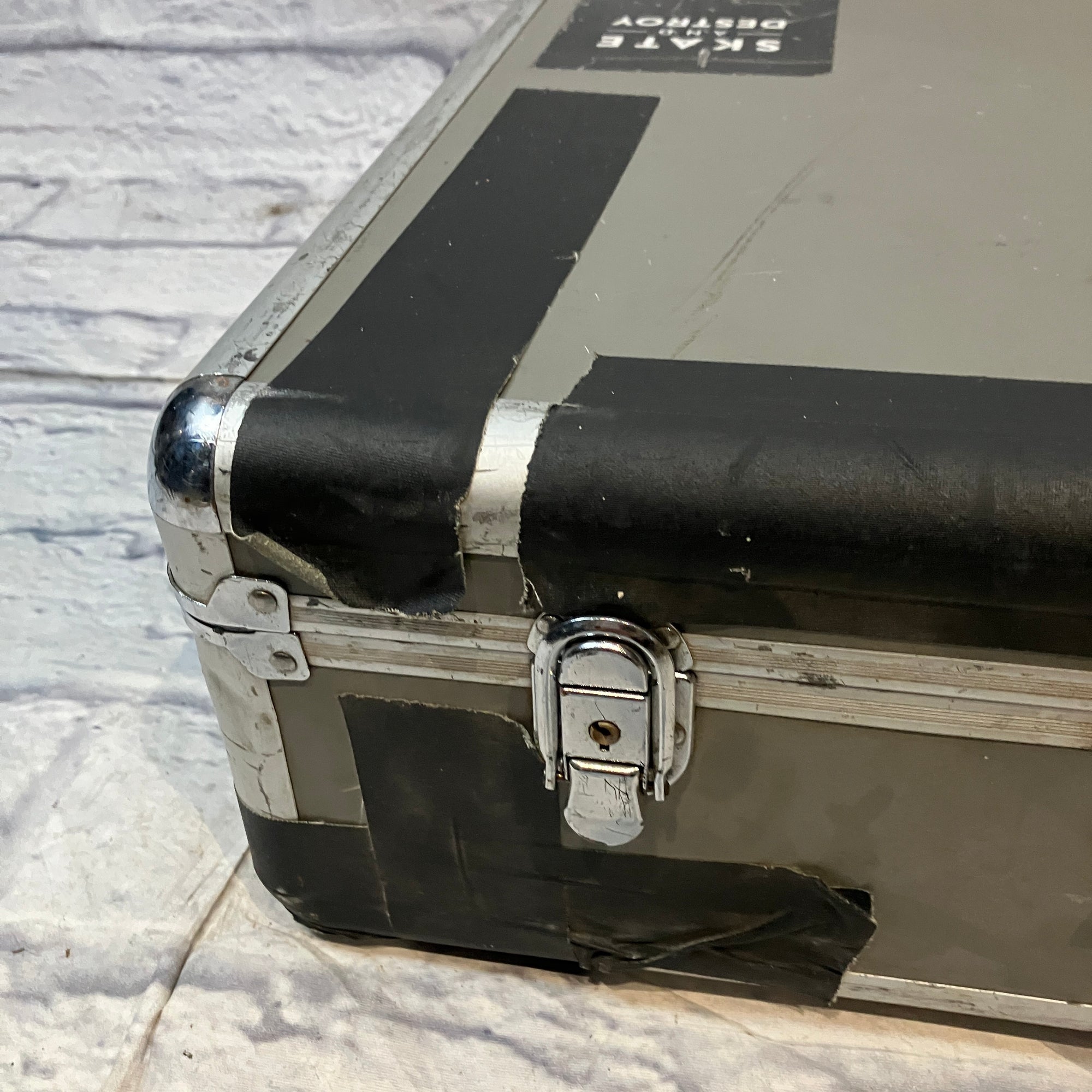 Unknown Pedal / Gear Case