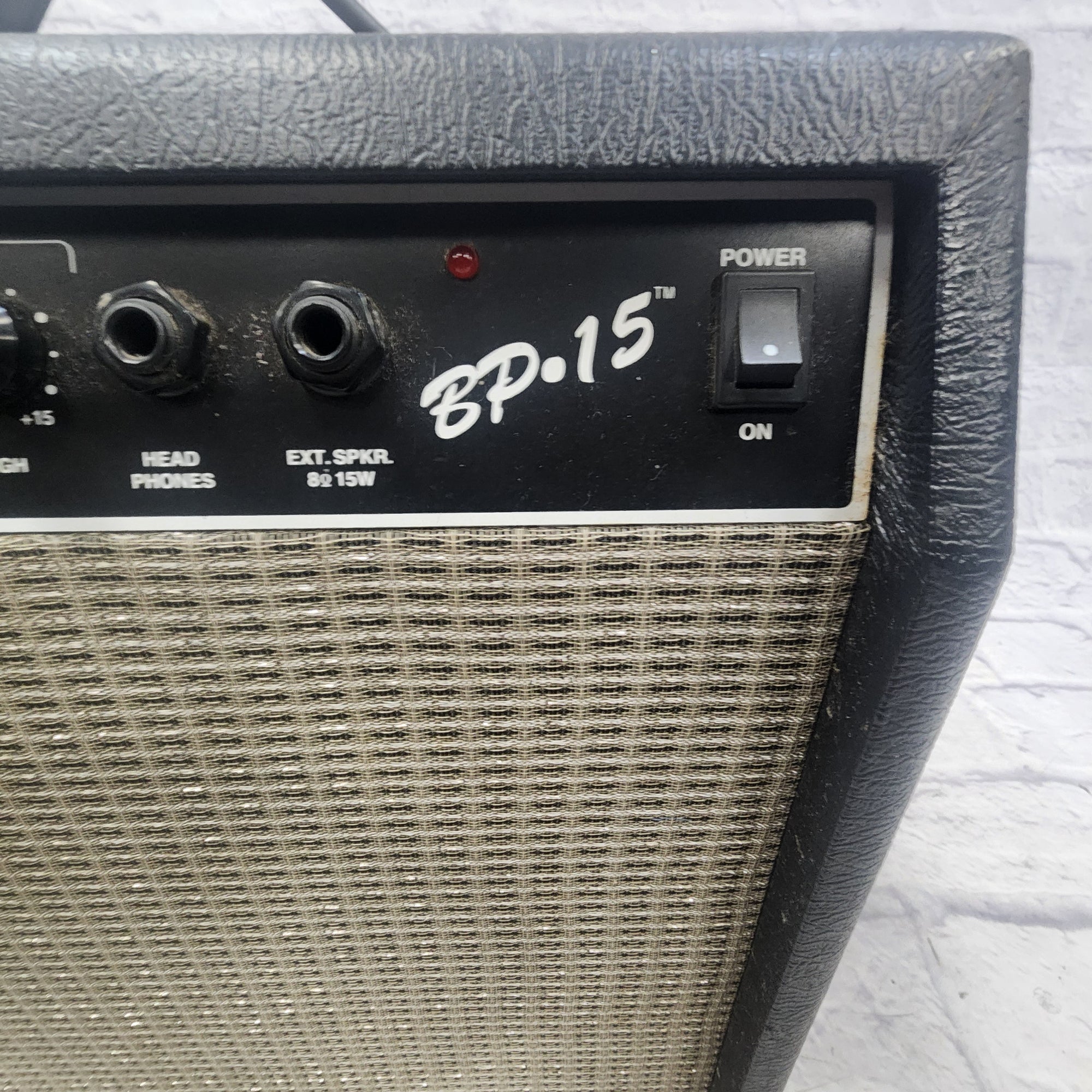 Squier BP-15 Bass Combo Amp