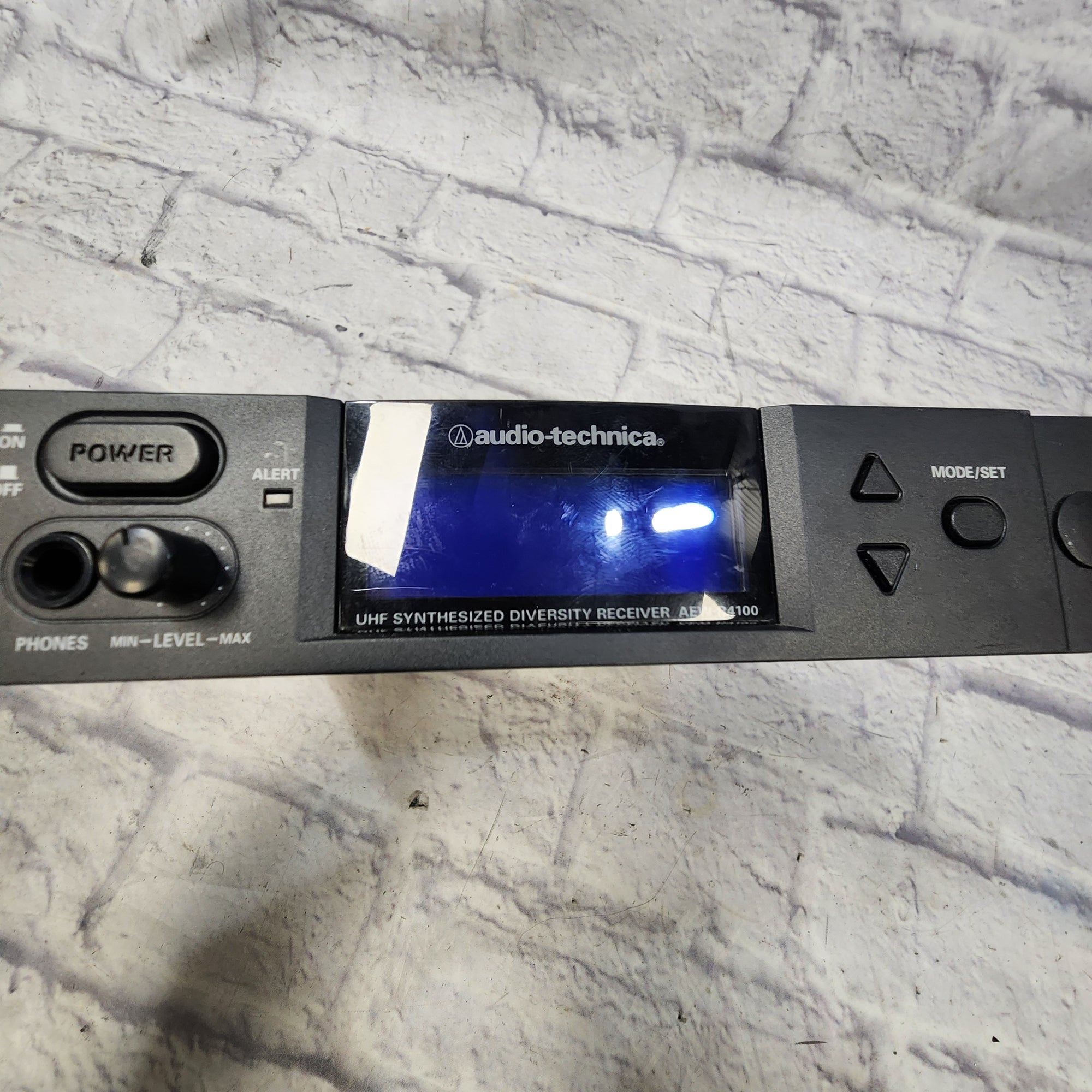 Audio Technica AEW-R4100 AEW-T1000 Wireless Outfit