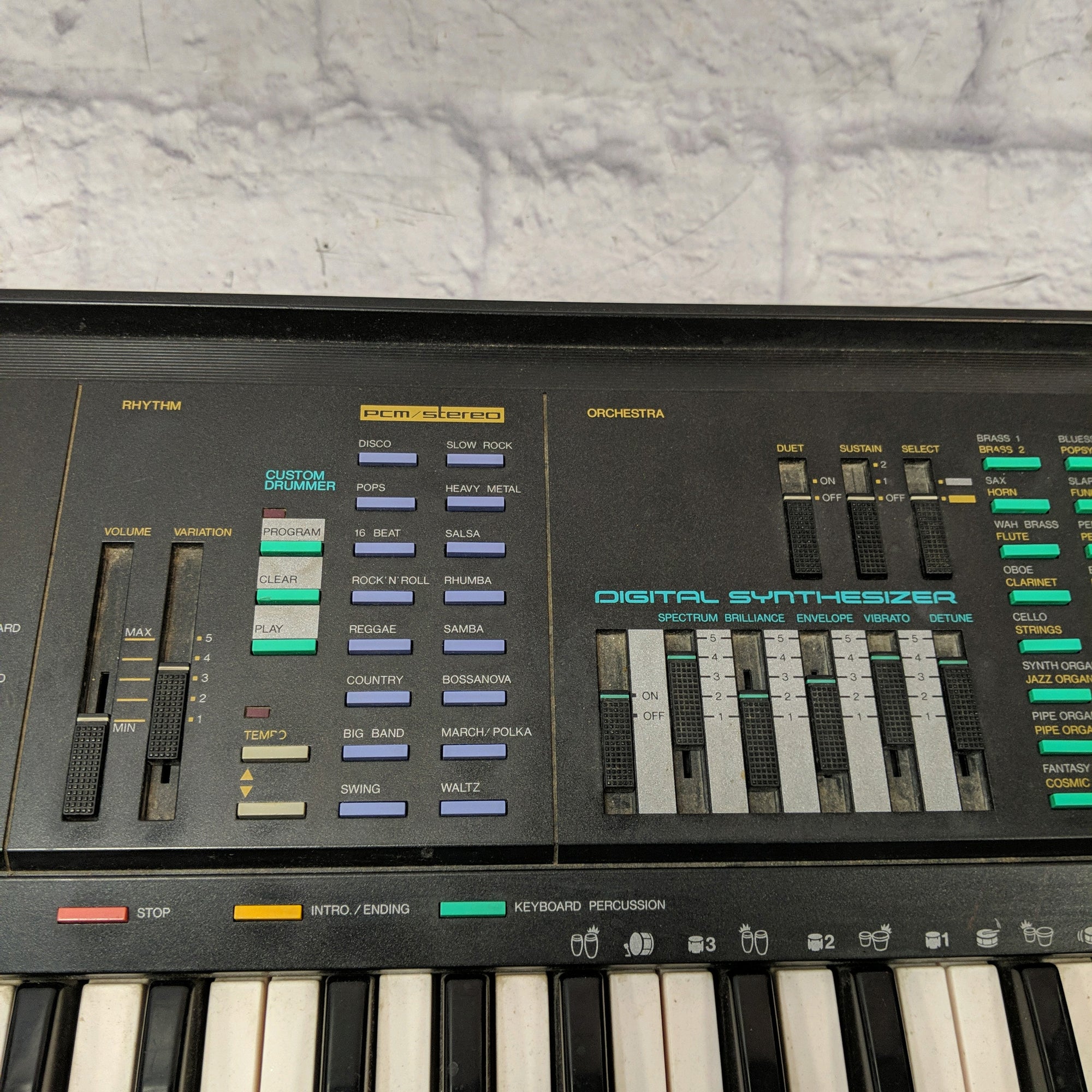 Yamaha PSR-36 FM Synthesizer Keyboard