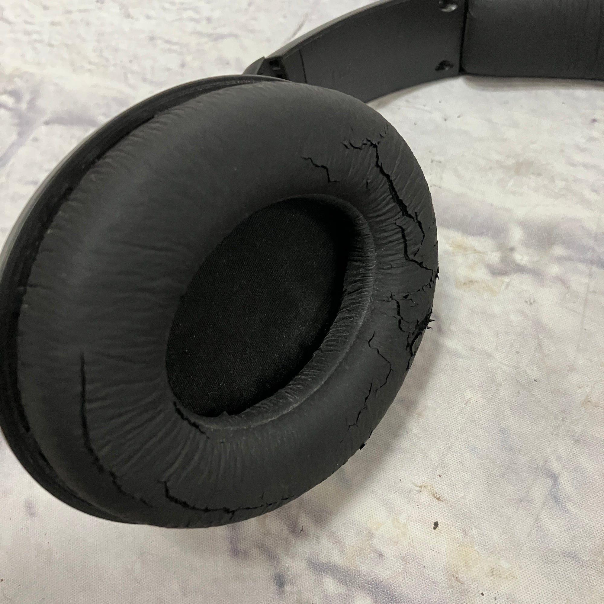 Sennheiser HD-428 Headphones