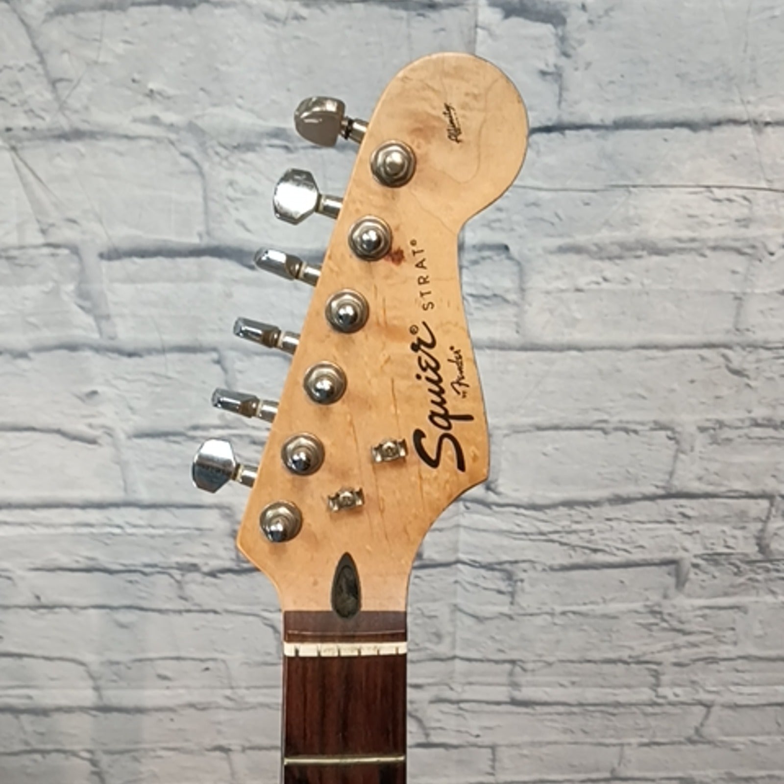 Squier Affinity Stratocaster Husk Electric Guitar