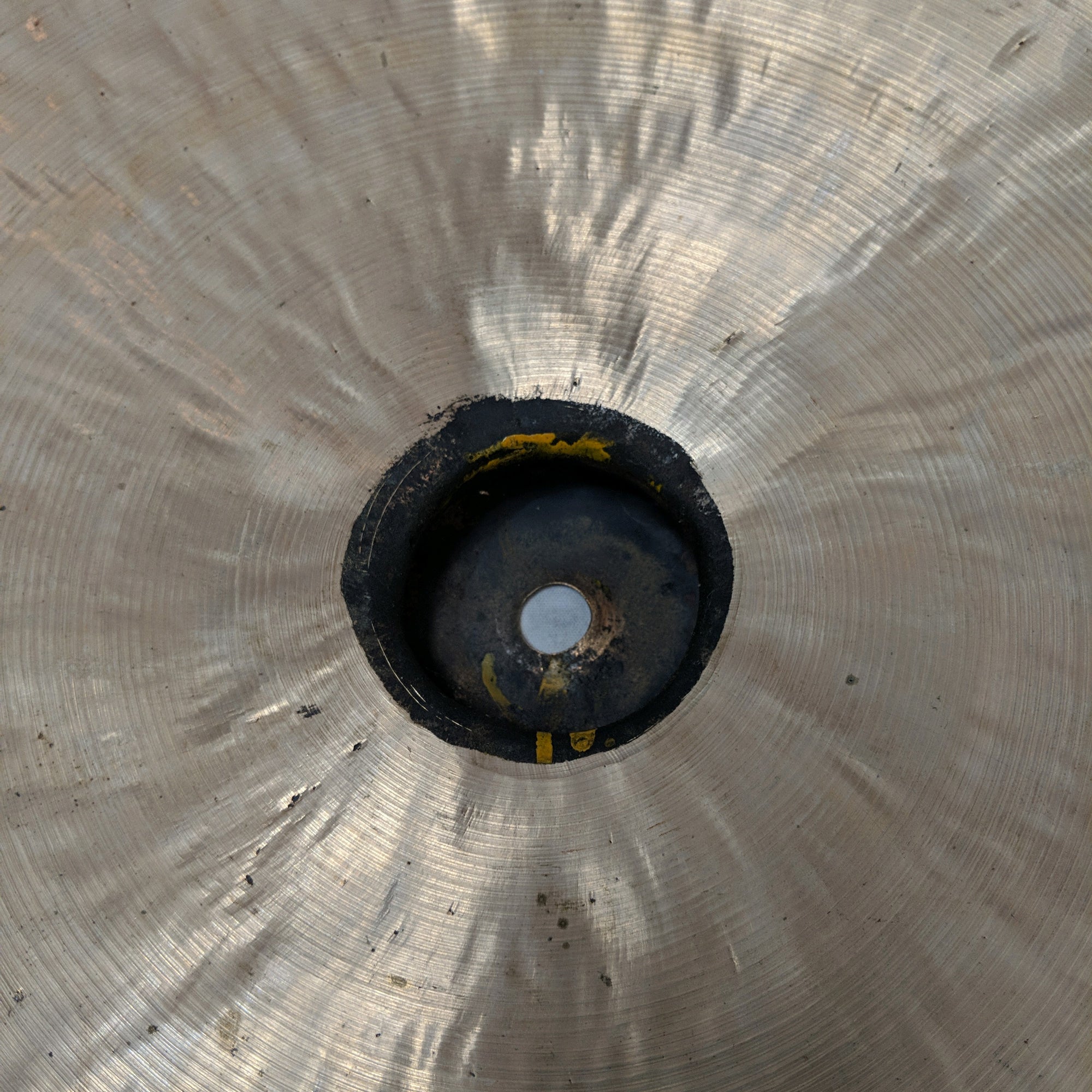world percussion China Cymbal Made in Wuhan CRACKED