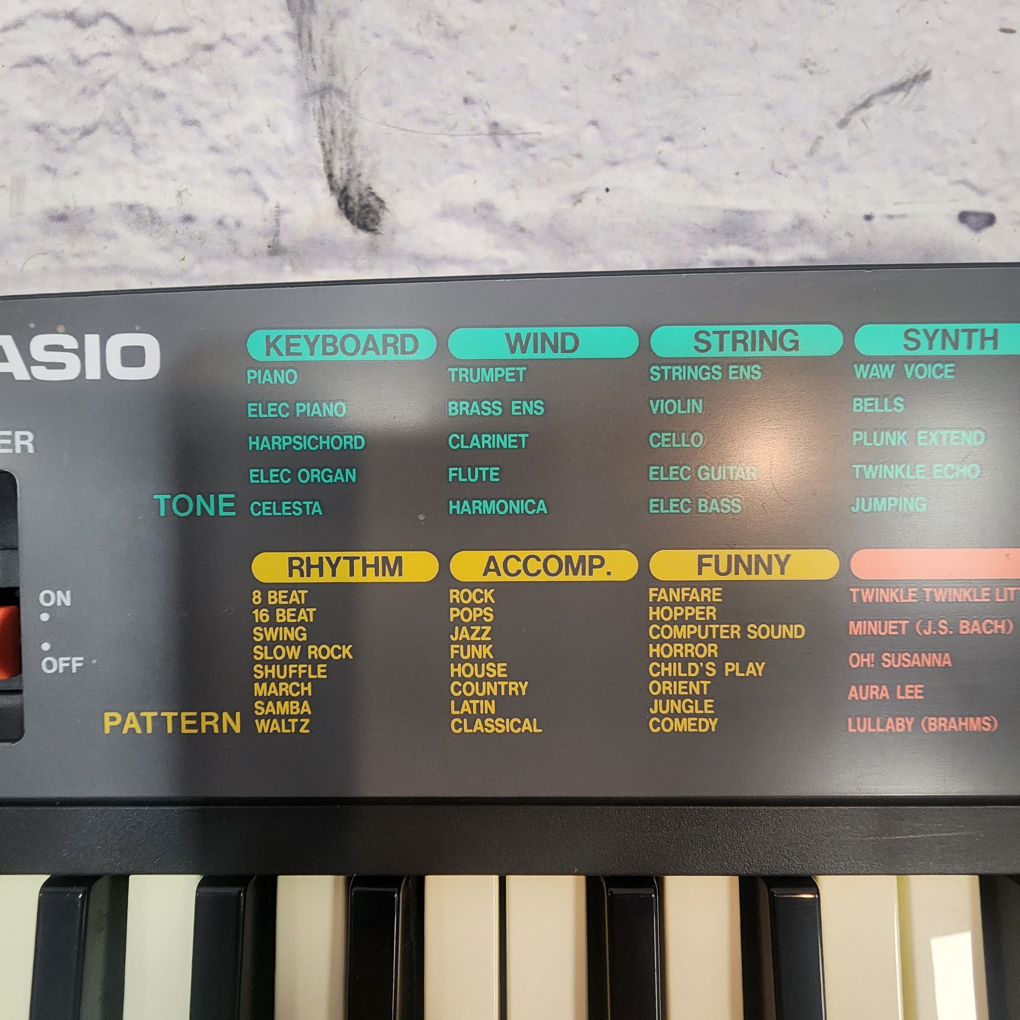 Casio SA-35 PCM Electronic Keyboard 1990s with Power Supply