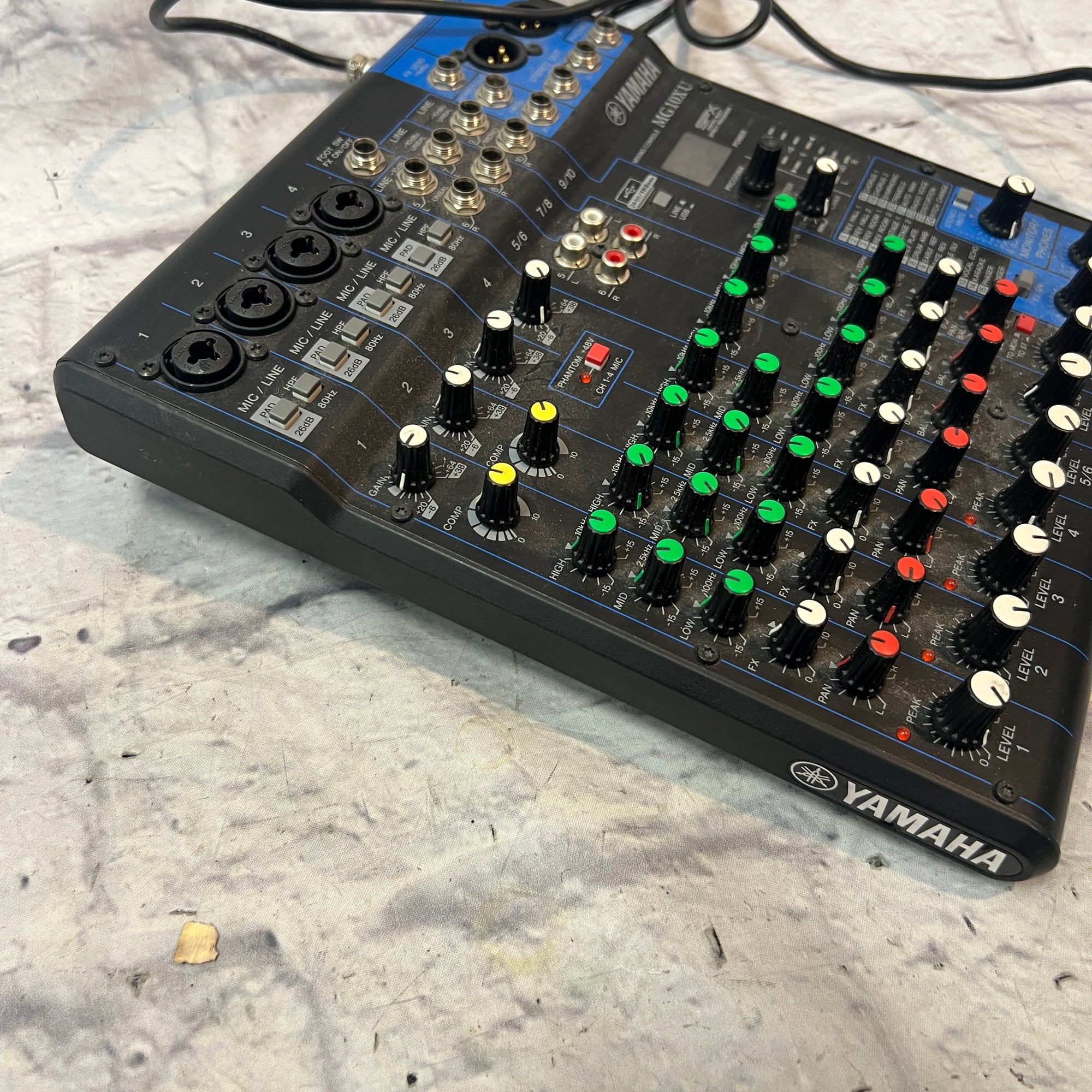 Yamaha MG10XU Mixer