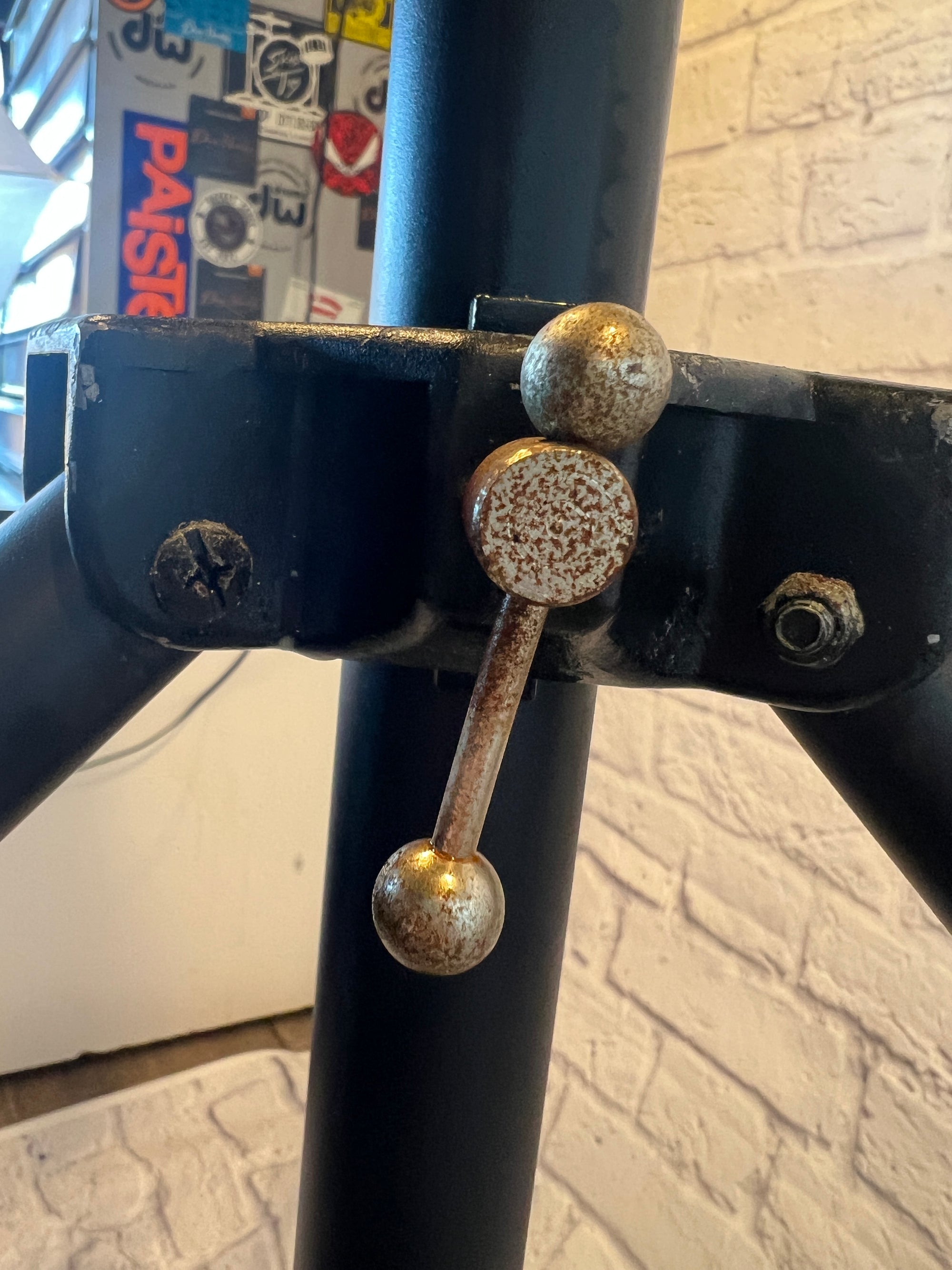 Unknown Crank Adjustment Speaker Stand
