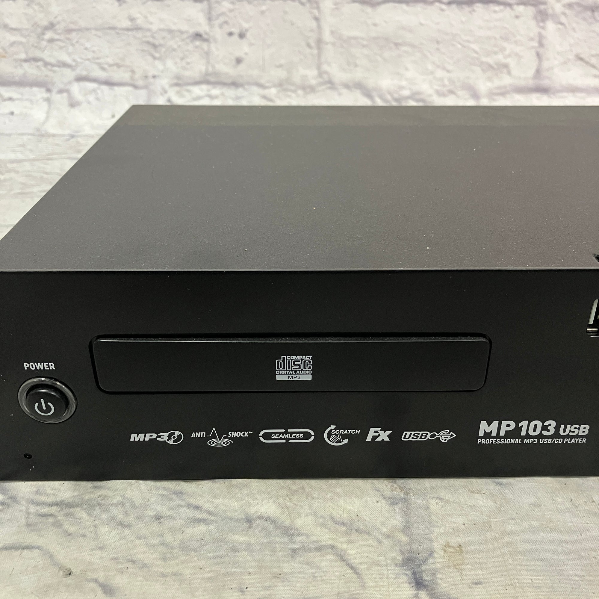 Numark MP103 USB DJ Rack