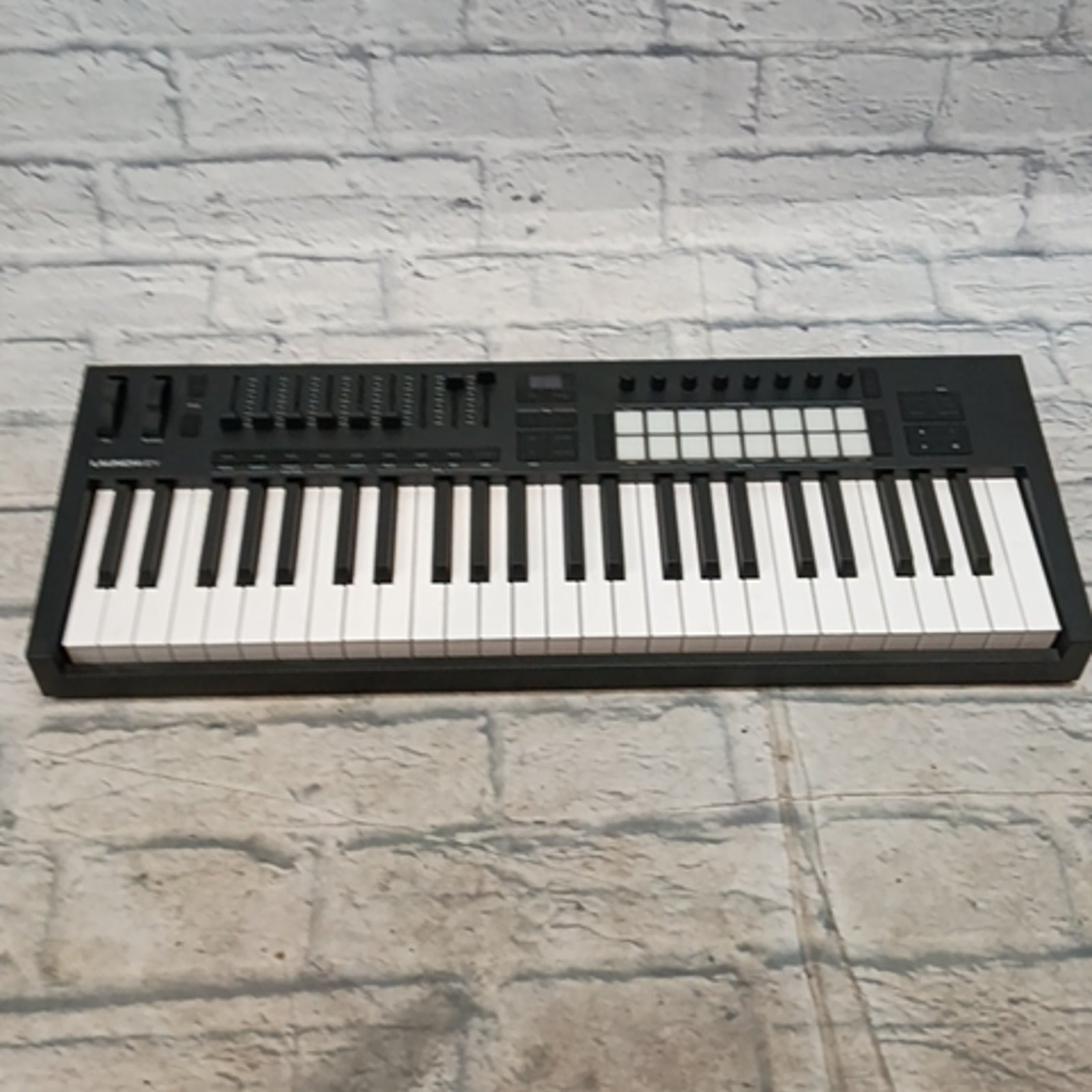 Novation Launchkey 49 MKIV