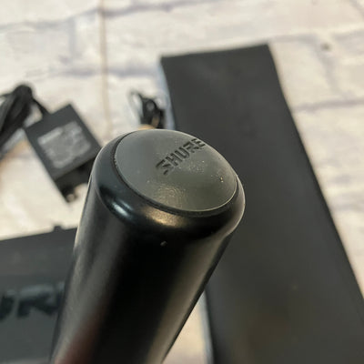 Shure SLX4 & BLX4 Wireless Receiver and Microphone