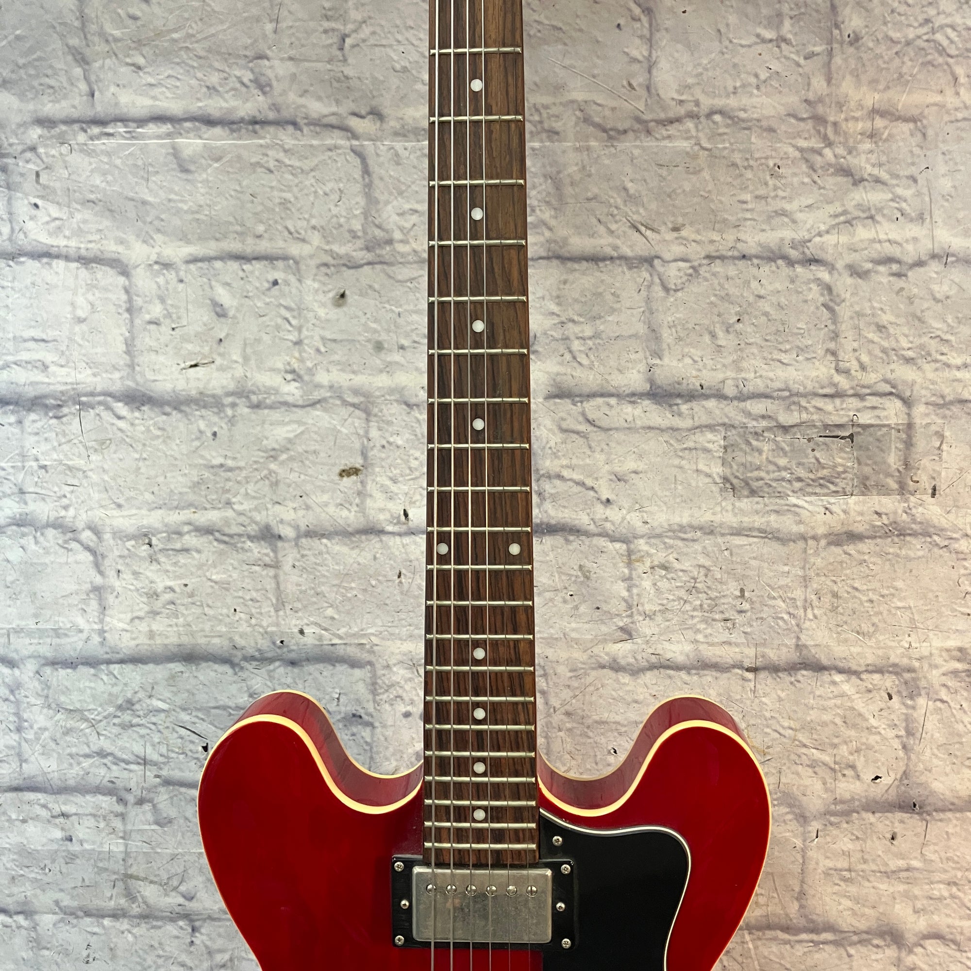 Epiphone Dot CH with Bigsby Vibrato