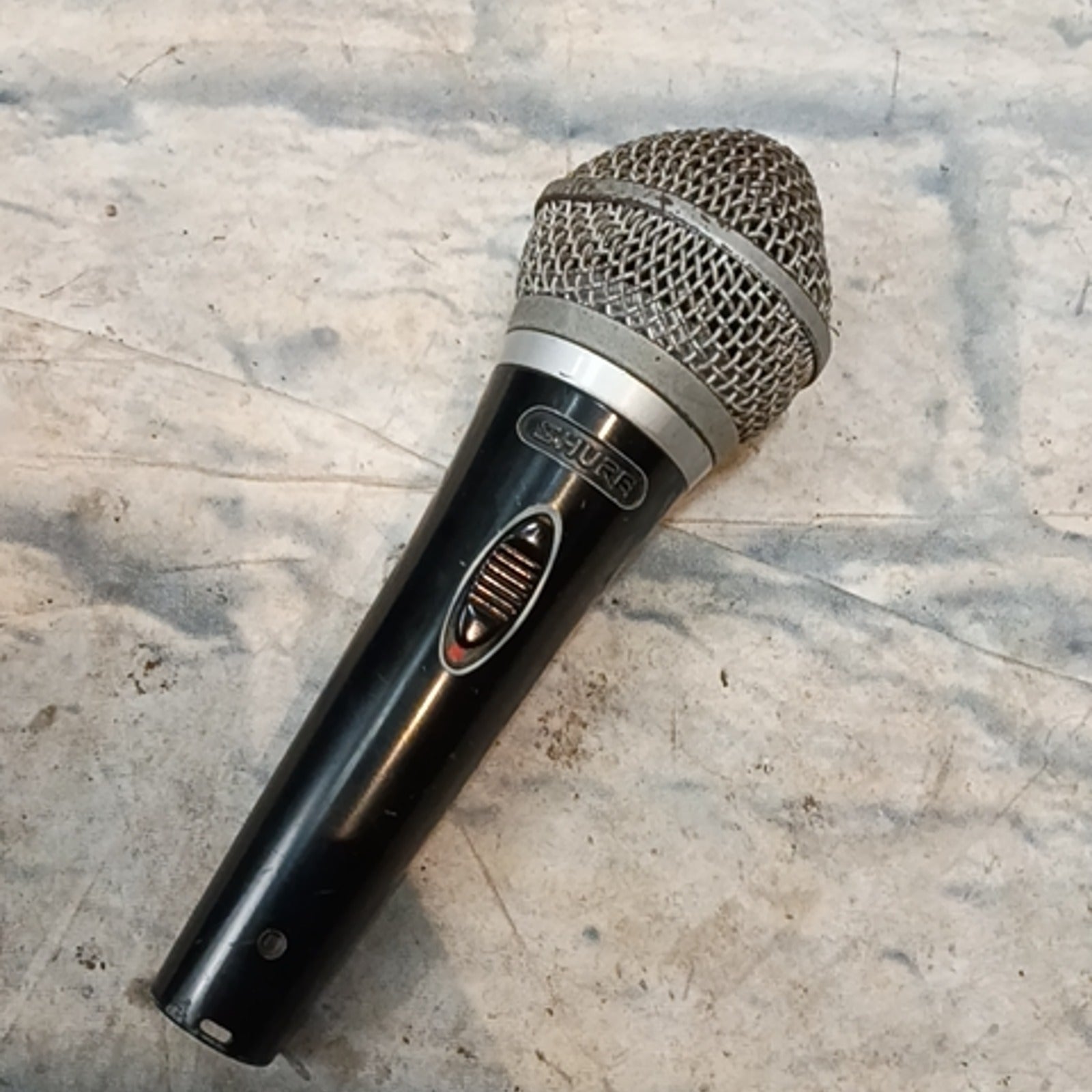 Shure PG58 Microphone