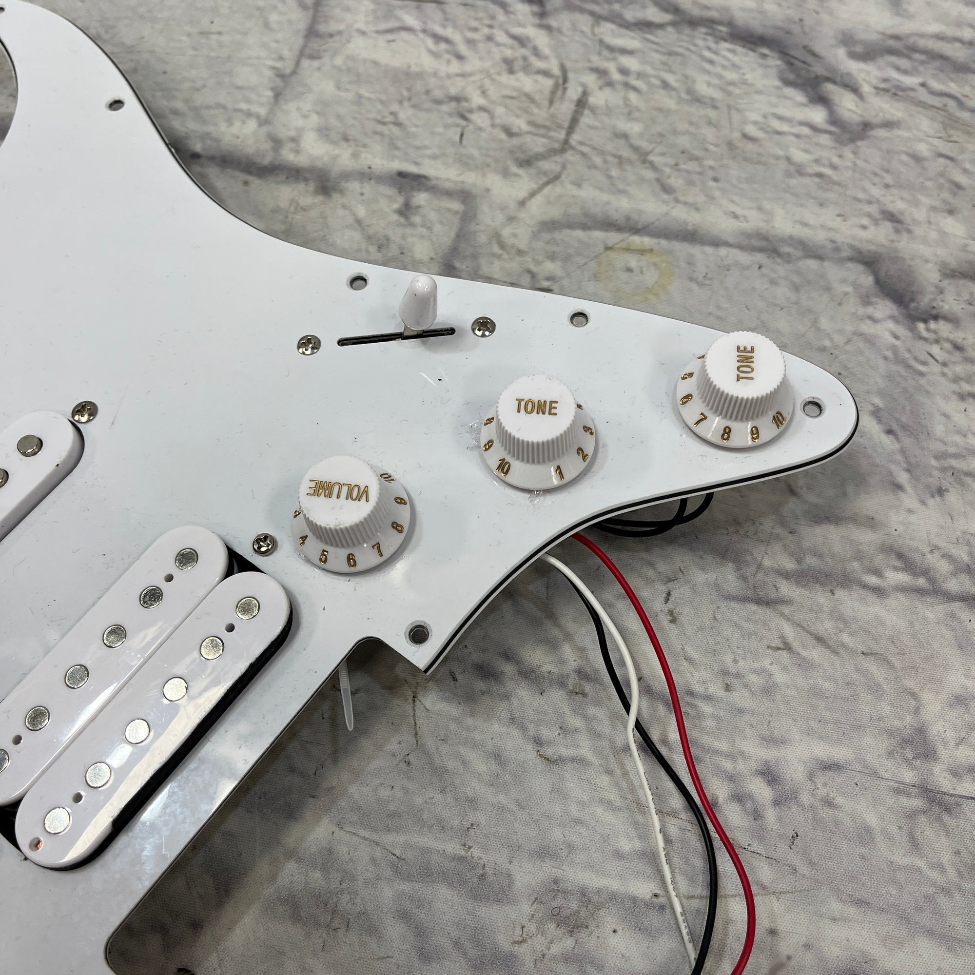 Squier Loaded Strat  Pickguard