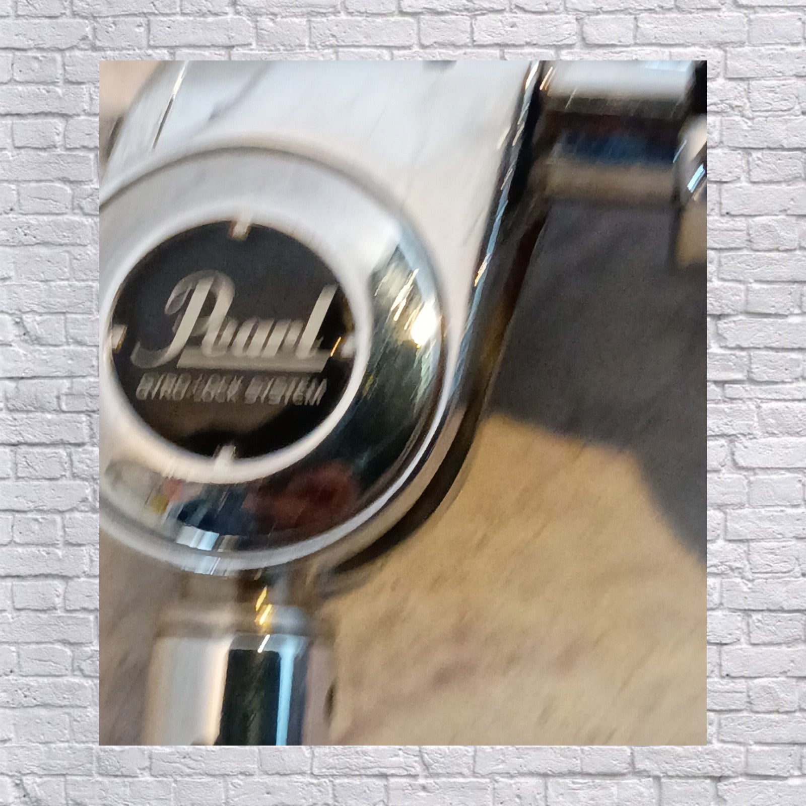 Pearl arm tom drum mount
