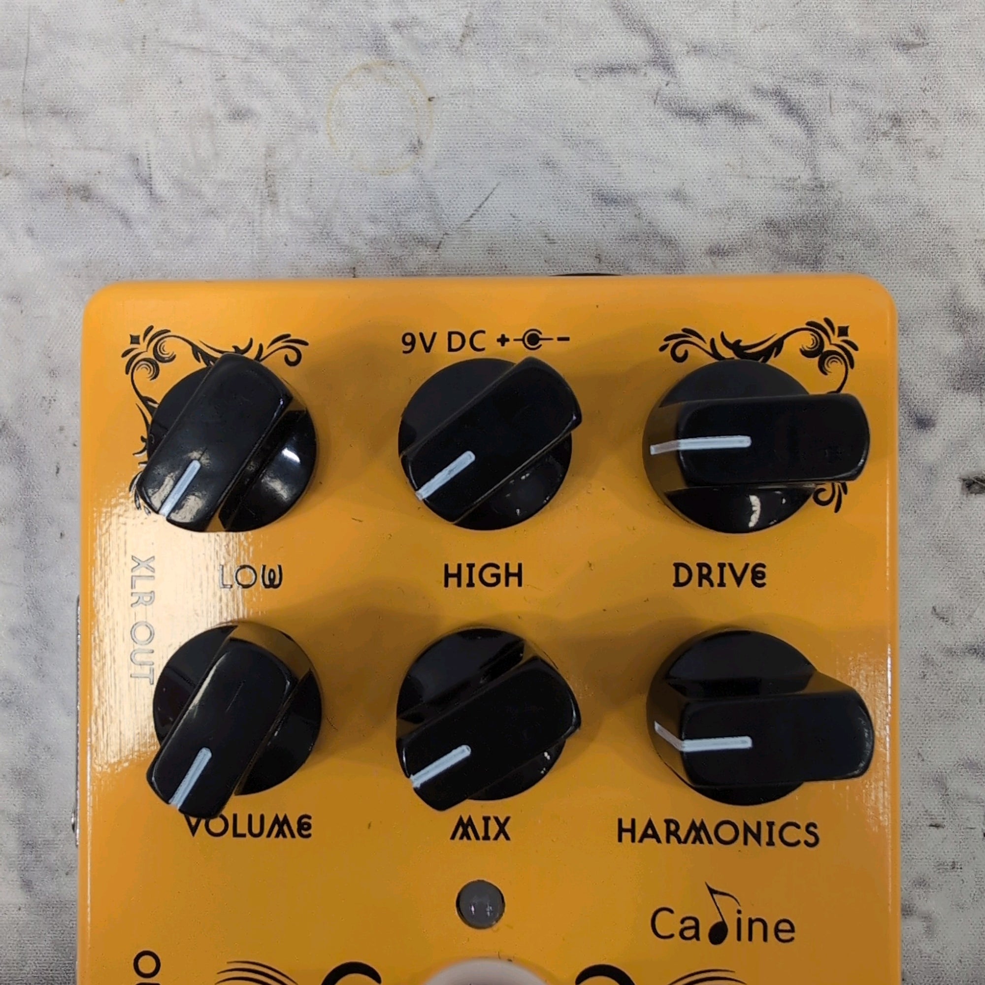 Caline Wine Cellar Bass Drive & DI Pedal