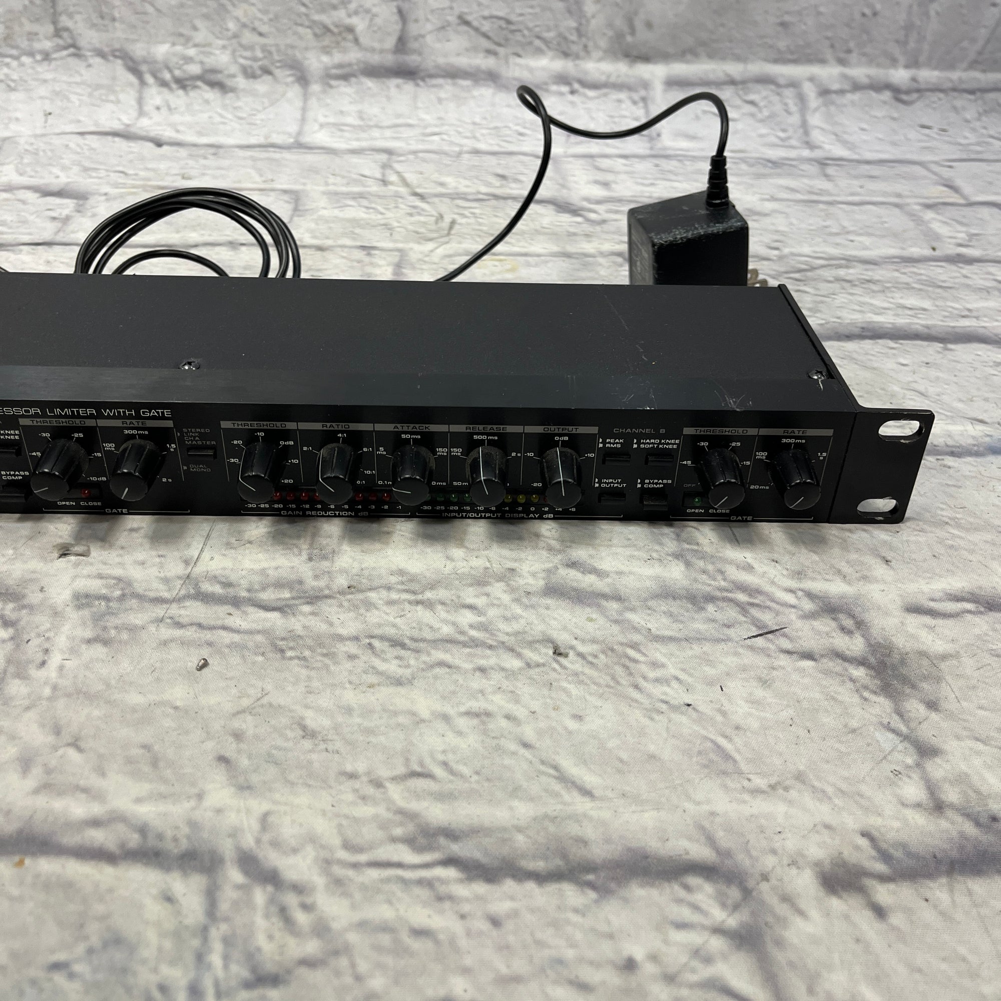 Alesis 3630 Rack Compressor