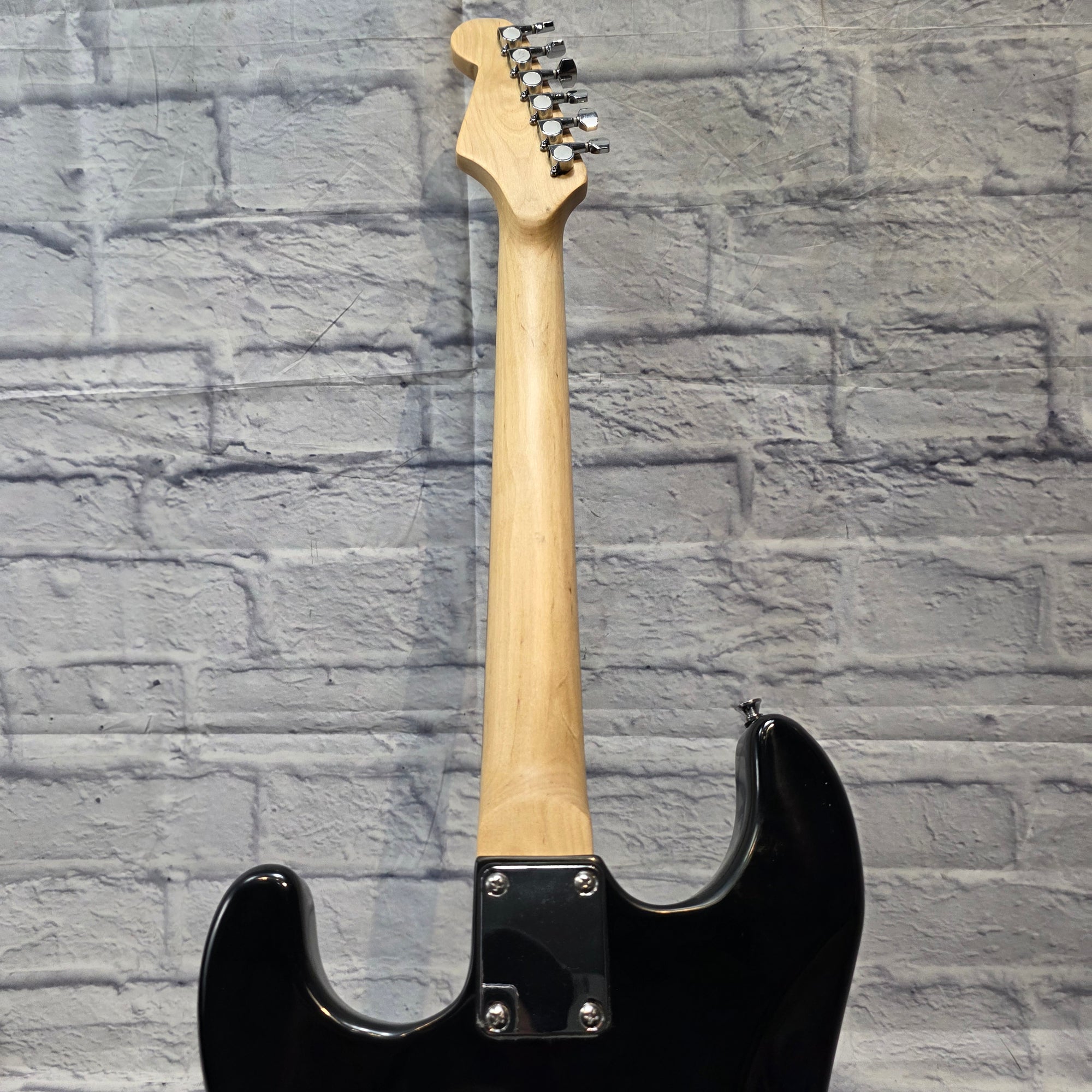 Ammoon Strat Style Electric Guitar w/ gig bag - Black