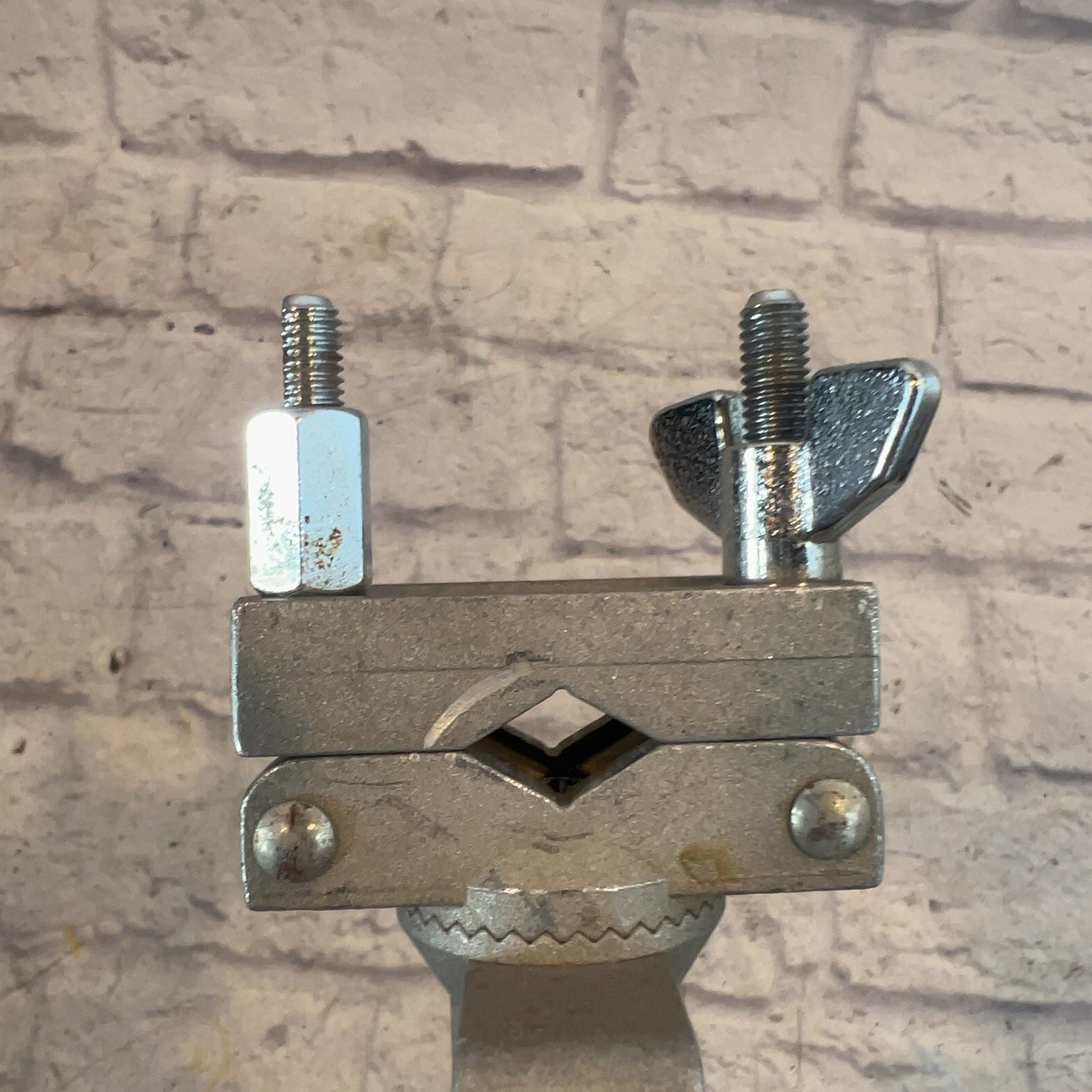 Unknown Drum Clamp