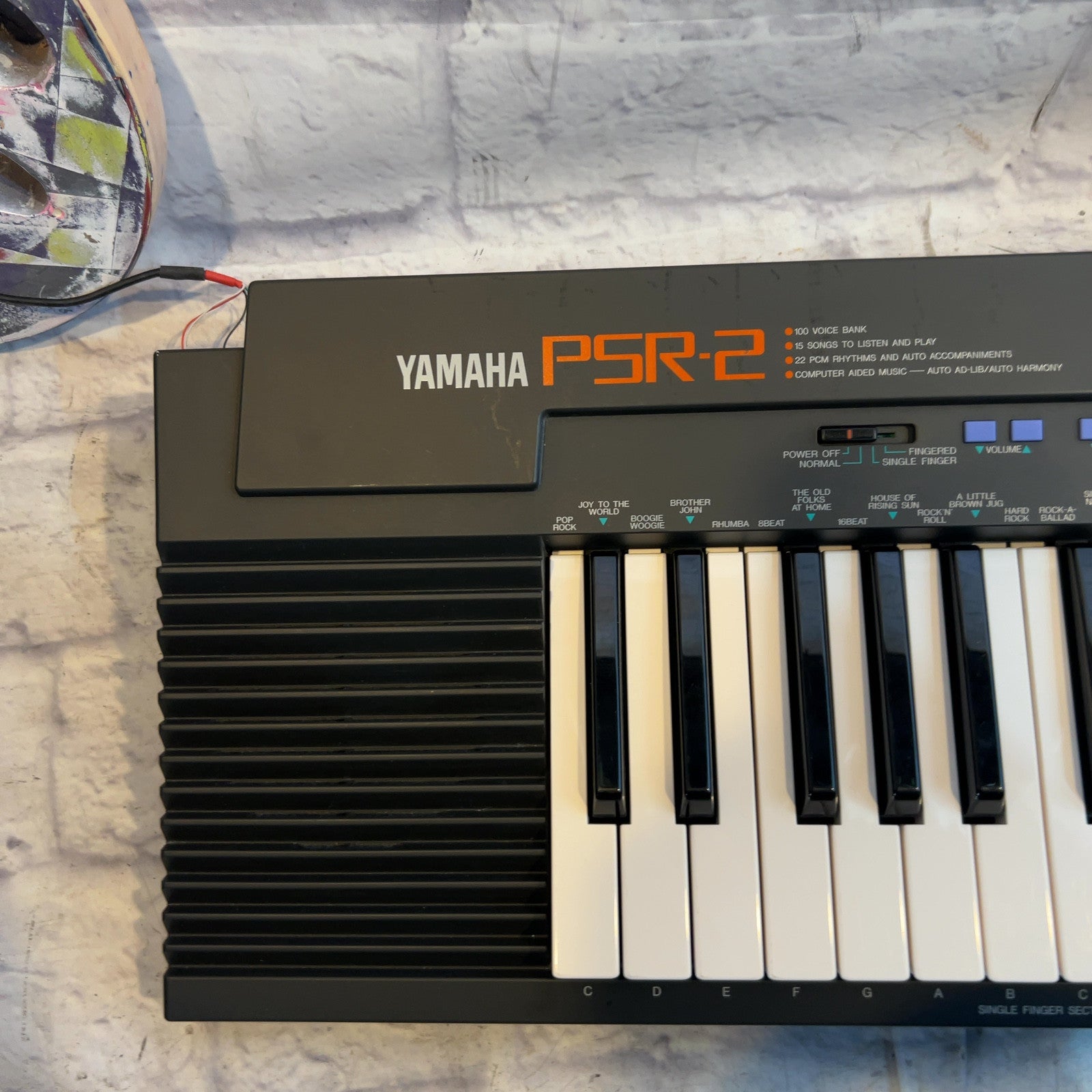 Yamaha PSR-2 Electronic Keyboard
