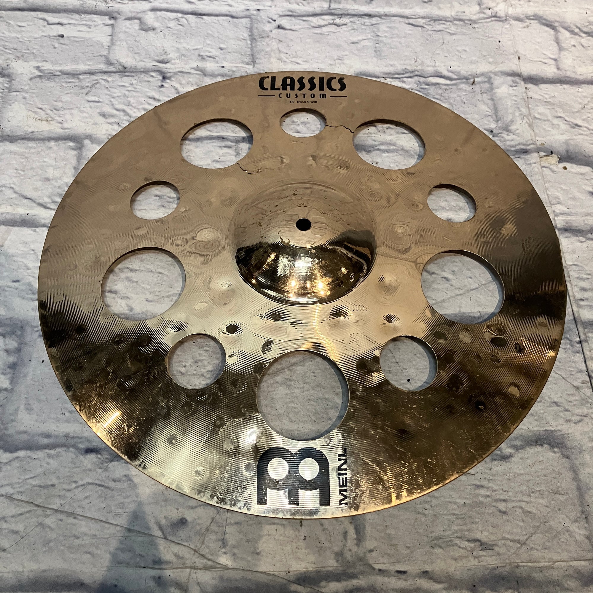 Meinl 18" Classics Custom Trash Crash Cymbal CRACKED