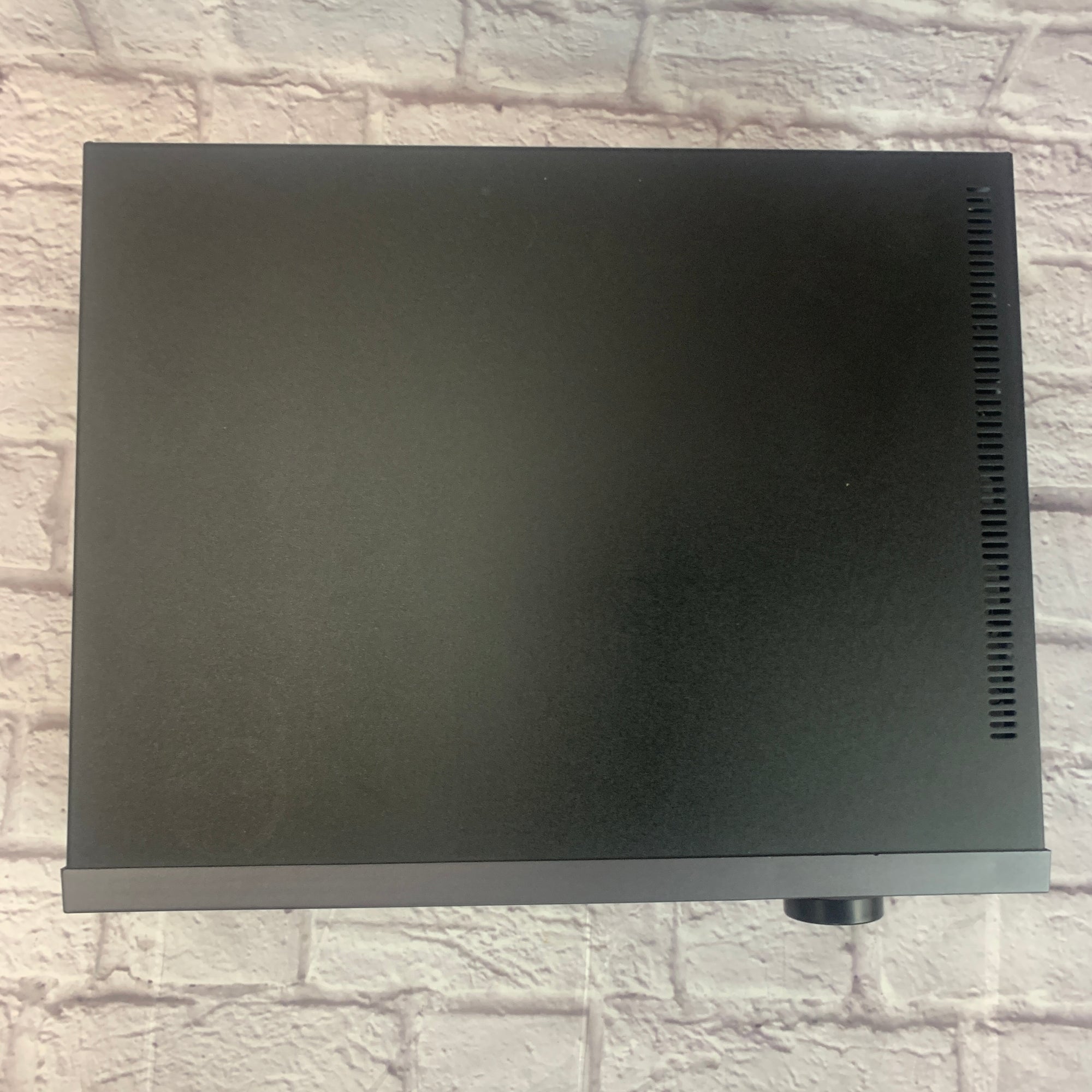 E-Mu 4XT Ultra Rack Sampler Synthesizer Sequencer