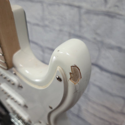 Fender Squier Mini White  Electric Guitar