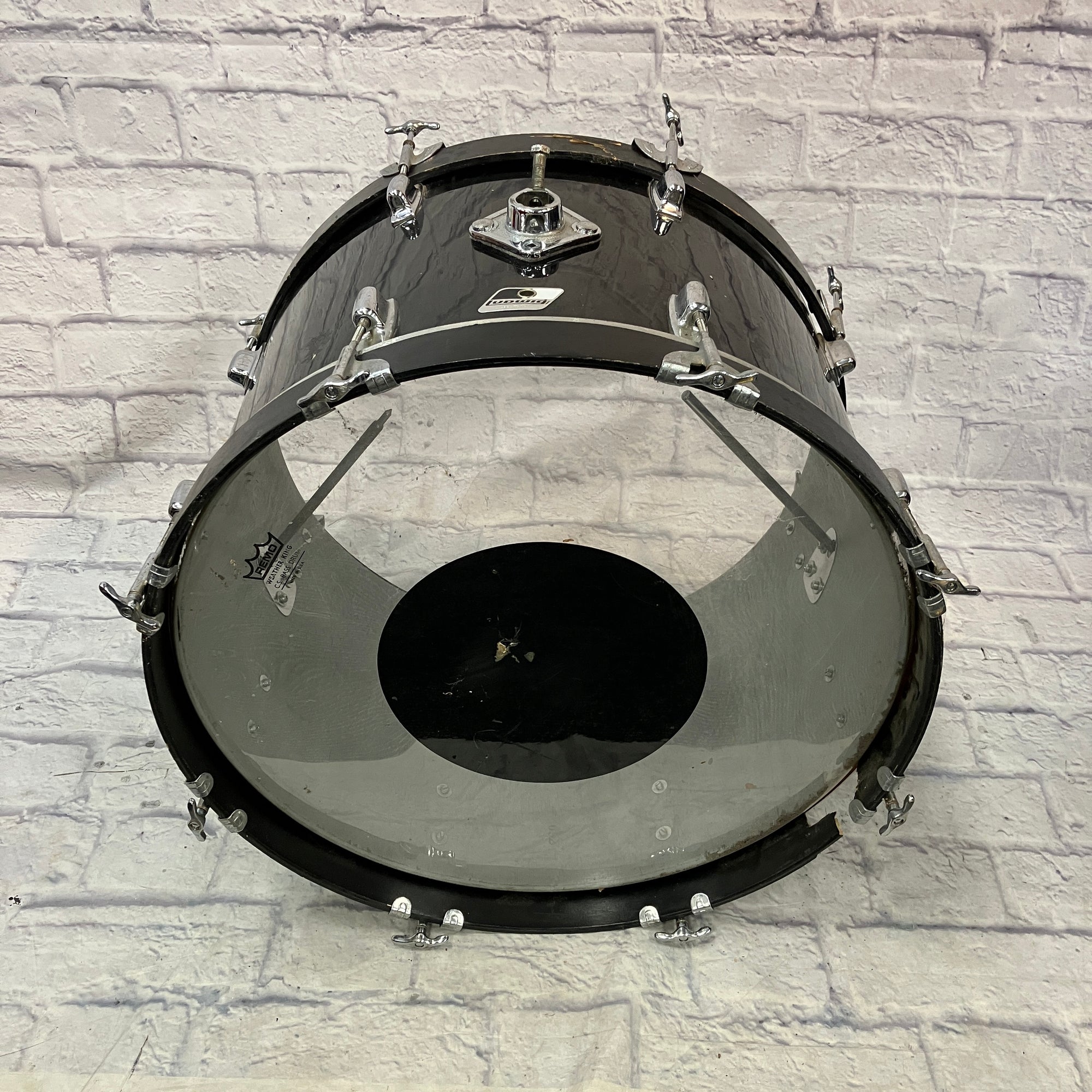 Ludwig Rocker Series Black 22 x 13 Inch Bass Drum