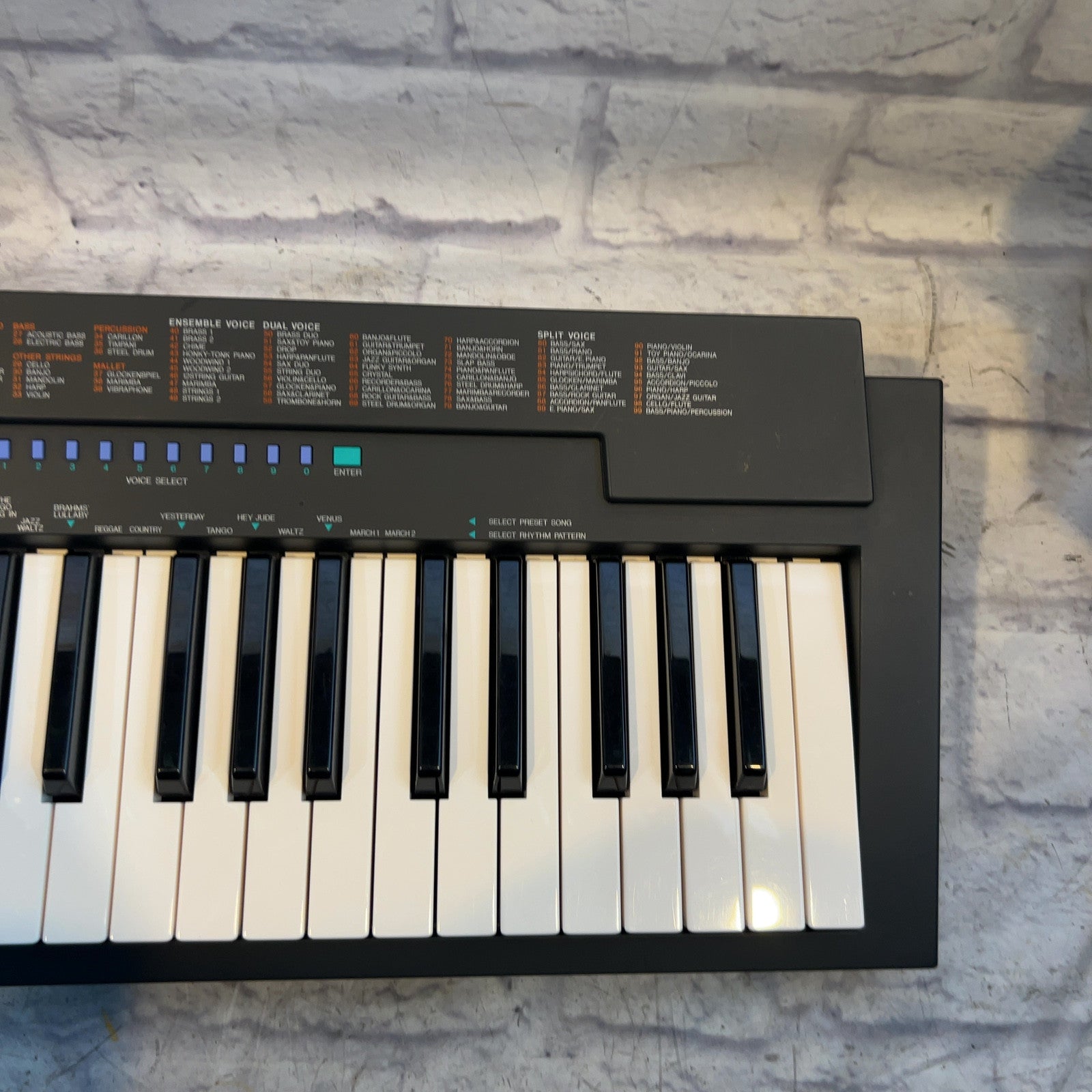 Yamaha PSR-2 Electronic Keyboard