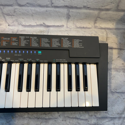 Yamaha PSR-2 Electronic Keyboard