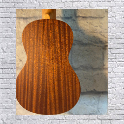 Mahalo U-220 Ukulele