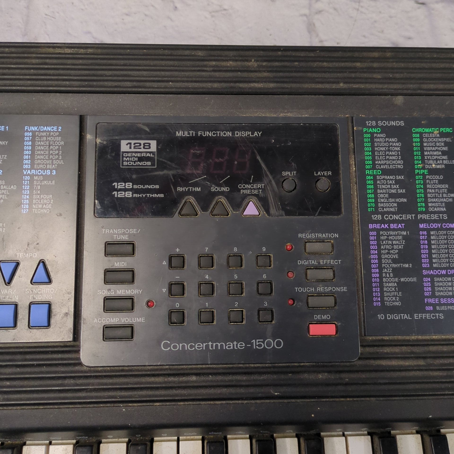 Realistic Concertmate 1500 Electronic Keyboard