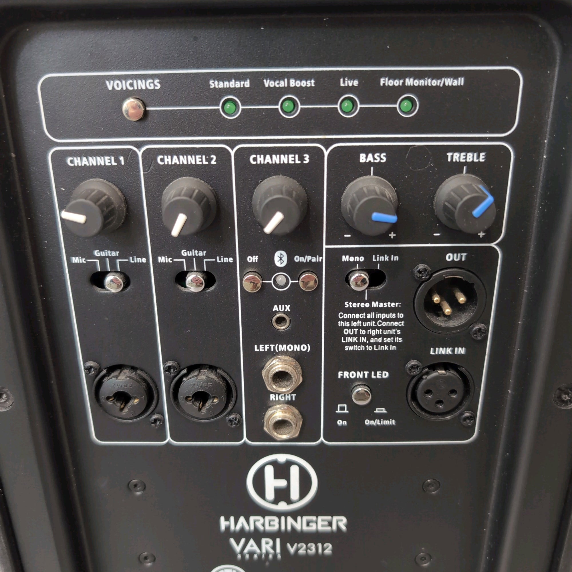Harbinger Vari V2312 Powered PA Speaker Evolution Music