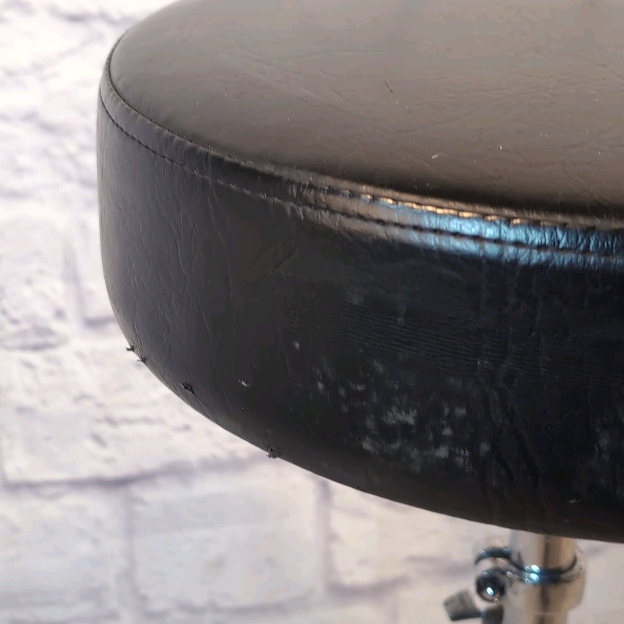 DW Drum Throne