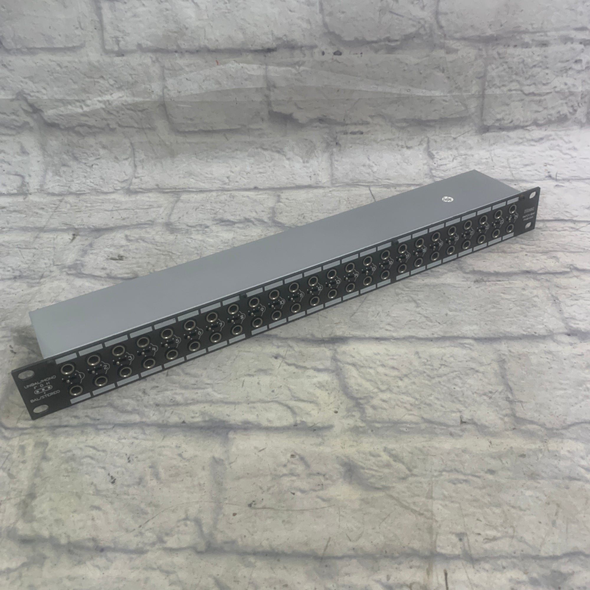Hosa Patch Bay PHB-265