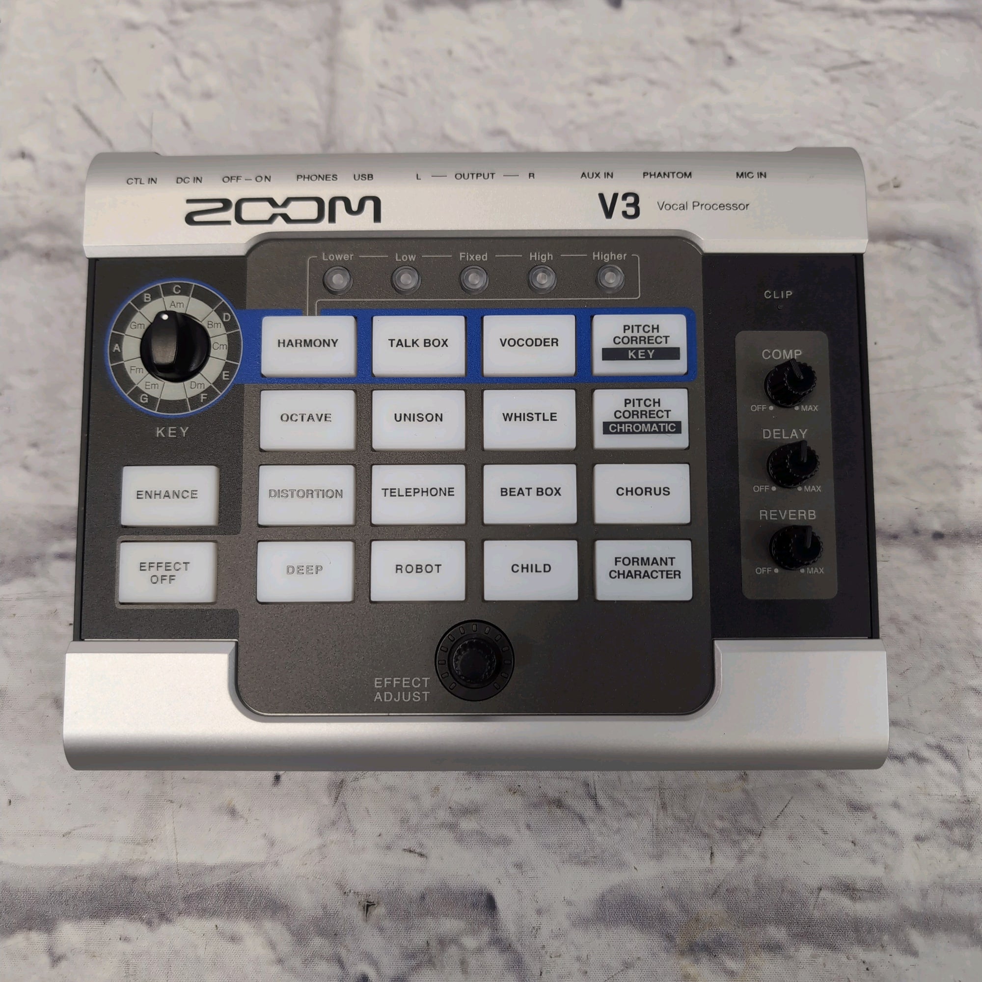 Zoom V3 Vocal Processor Vocal Effect Pedal