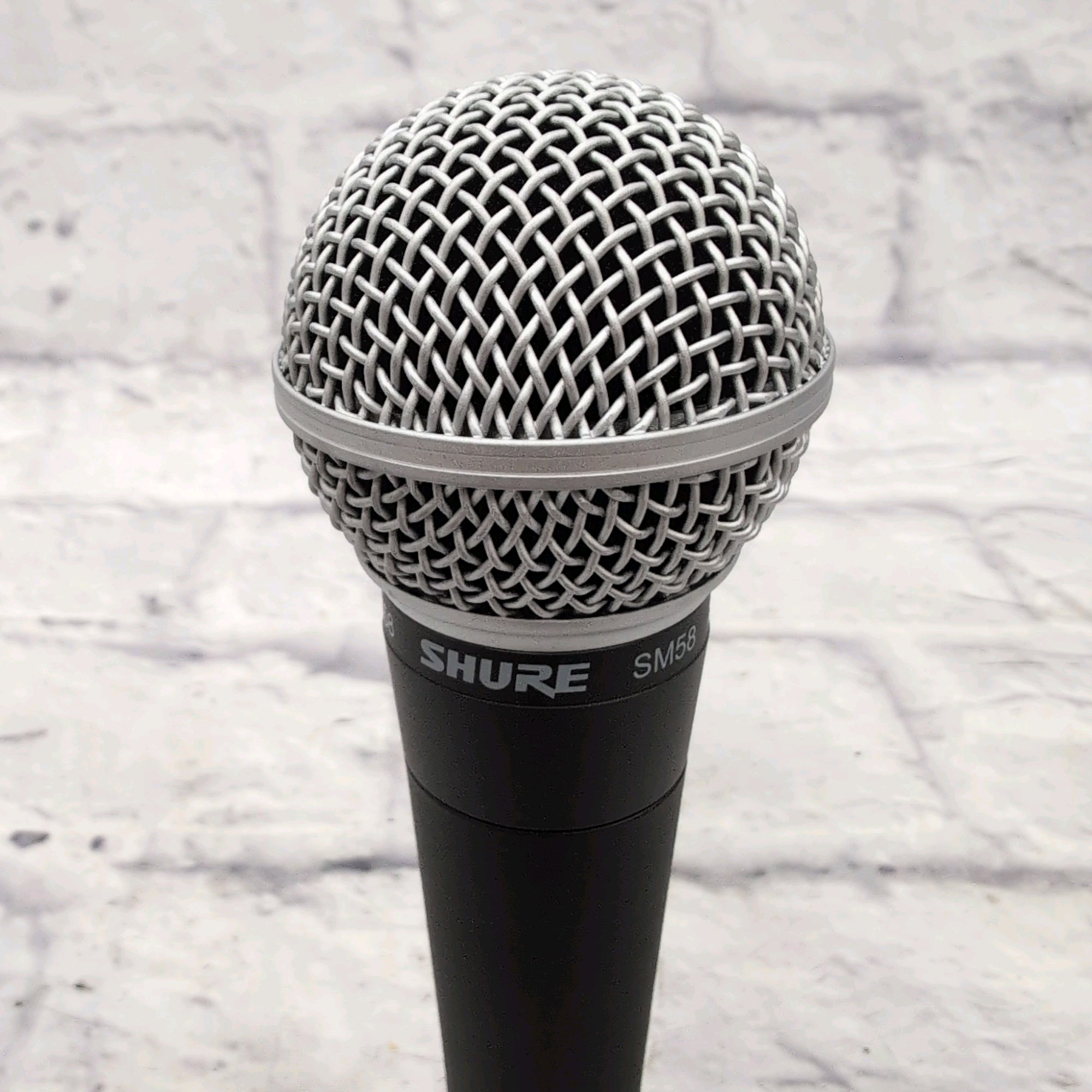 Shure SM58 Dynamic Vocal Microphone
