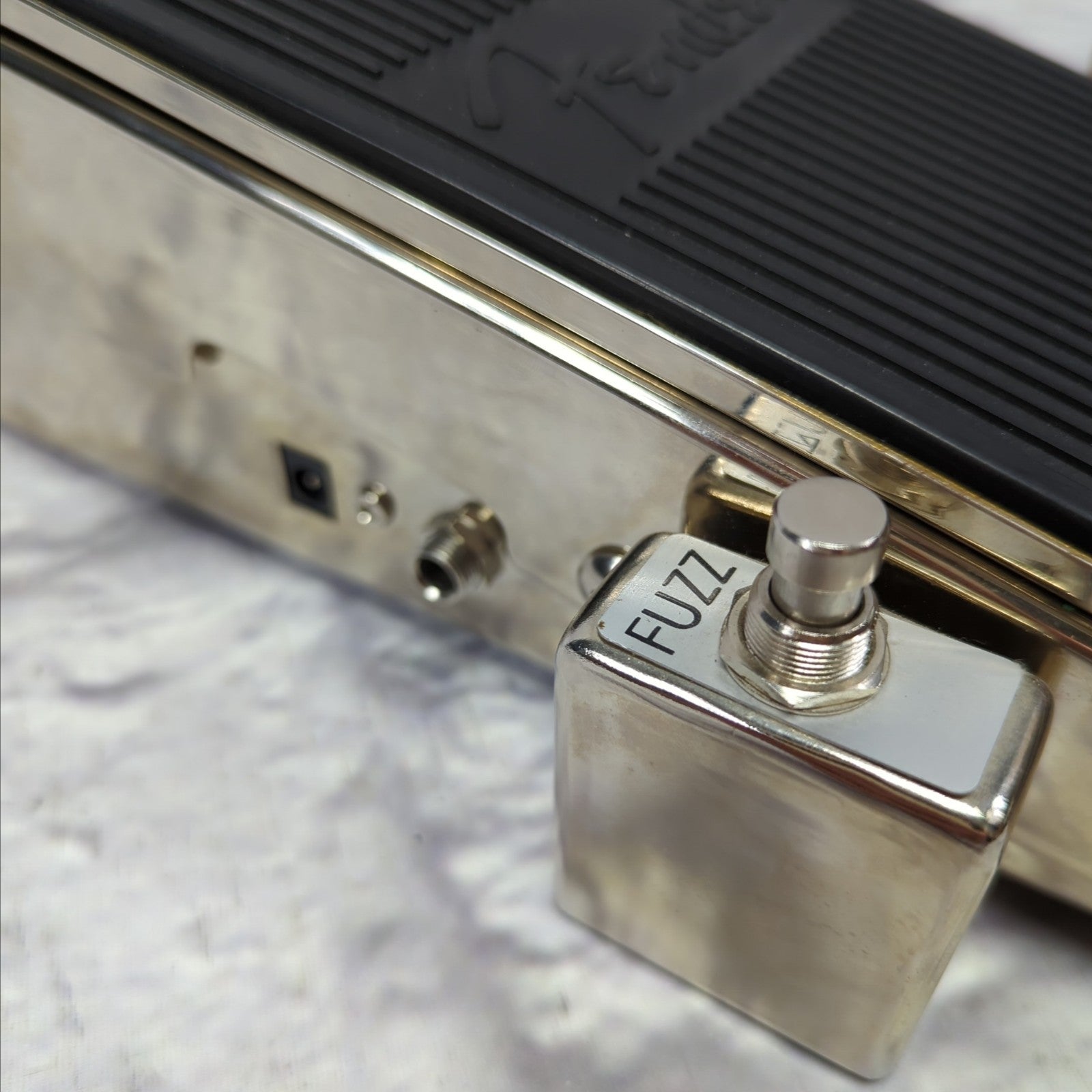 Fender Fuzz Wah Pedal Reissue - Evolution Music