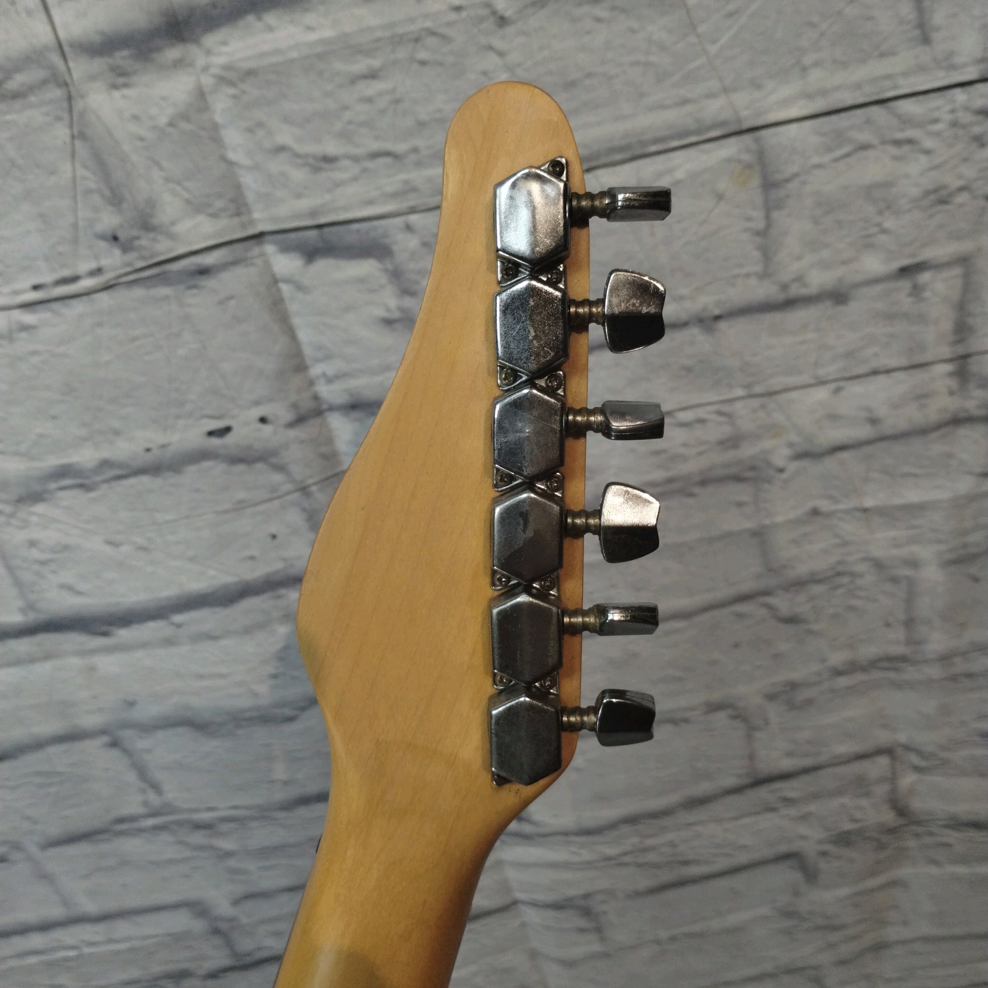 Unknown S Style Electric Guitar HSS - Cream Electric Guitar