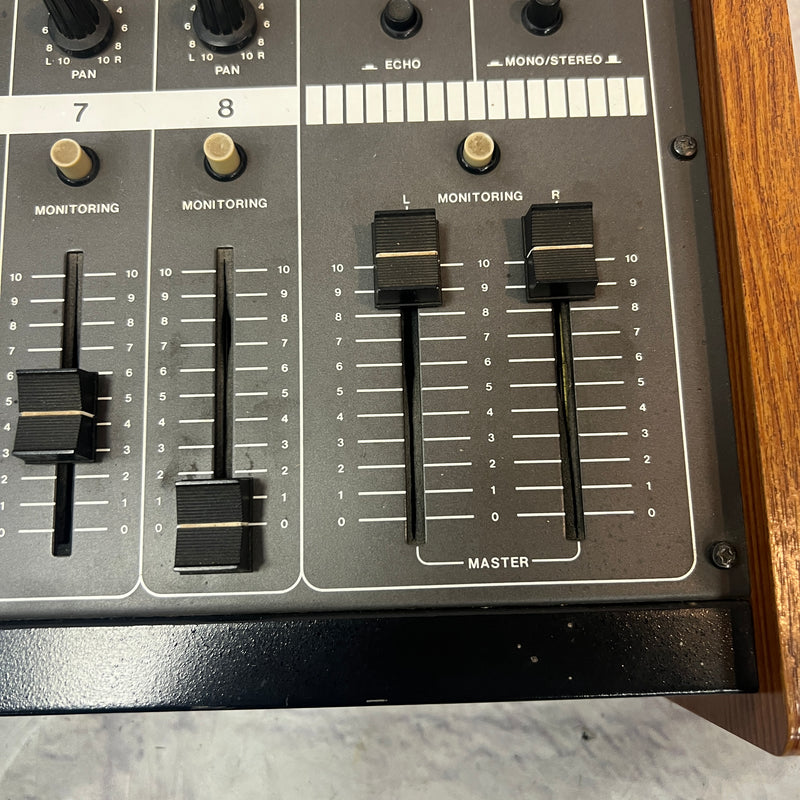 Amiページ Xerox® AltaLink® C8070 Family Clearing Jams in the Left Upper Door