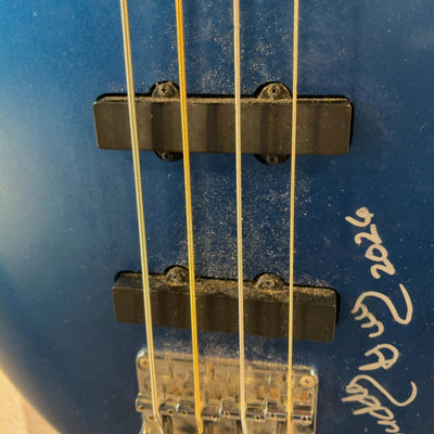 Yamaha BB-404 Signed by Buddy Guy 4 String Bass Guitar