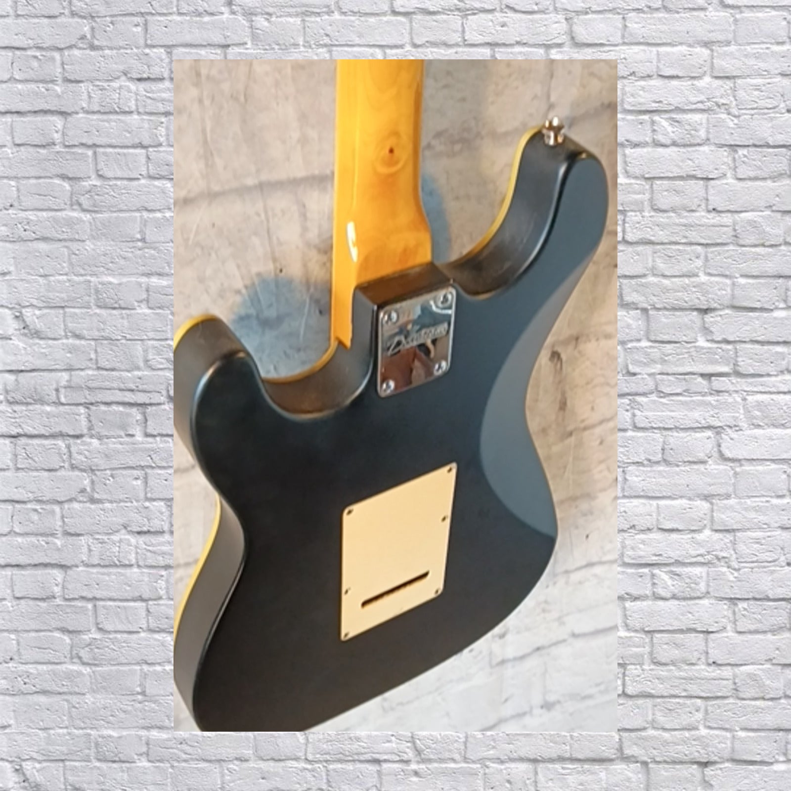 Deltatone Strat Tele Hybrid Electric Guitar