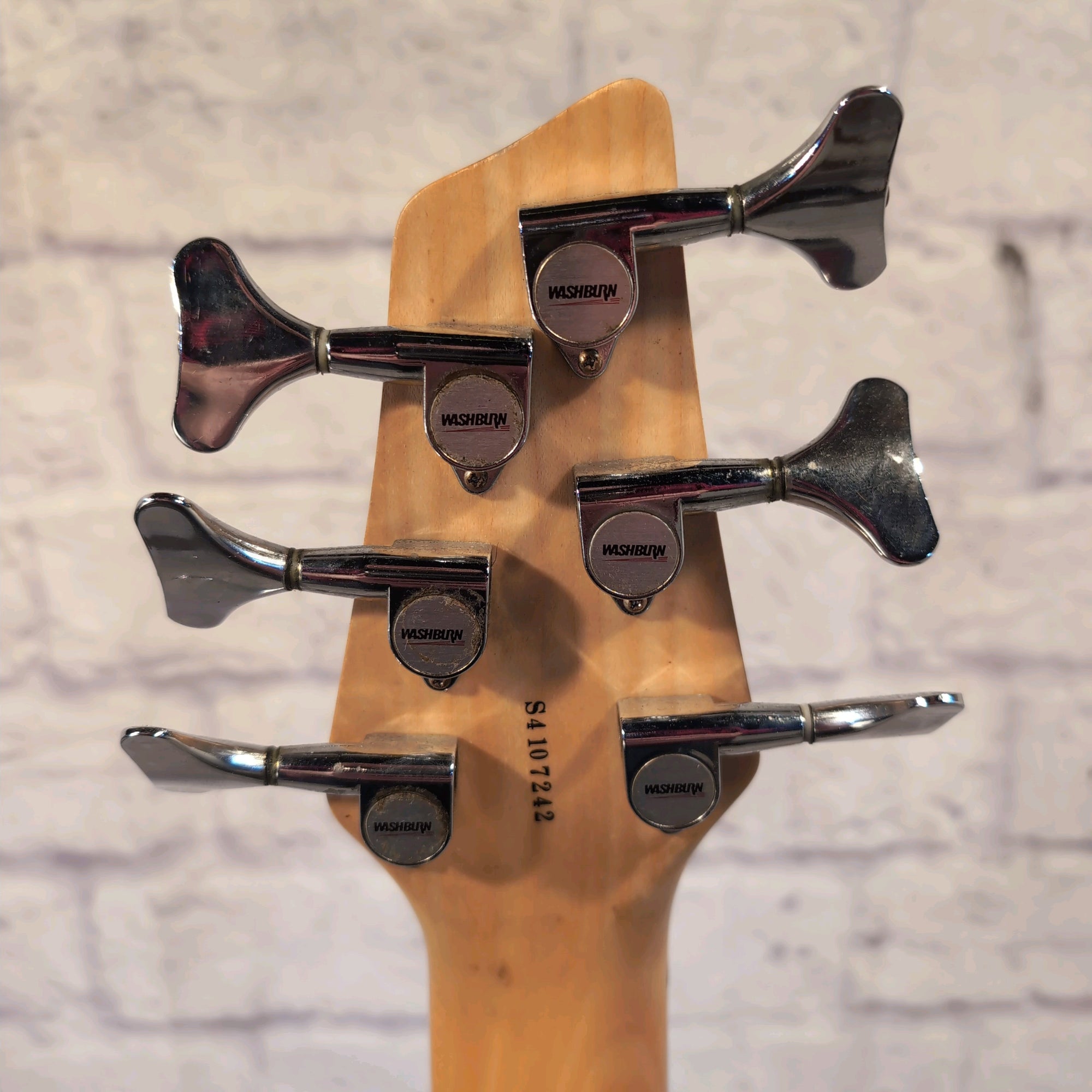 Washburn XB600 Bantam Series 6 String Bass Guitar Trans Red