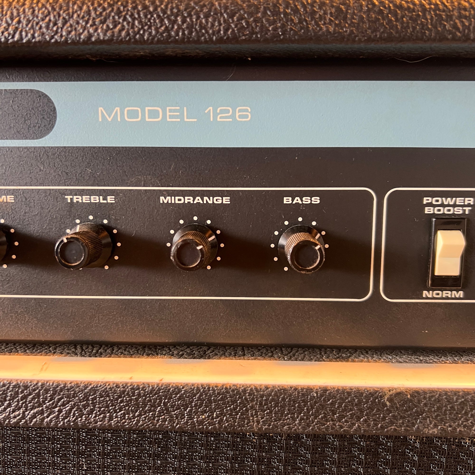 Acoustic Model 126 1x15 Bass Combo Amp Serviced