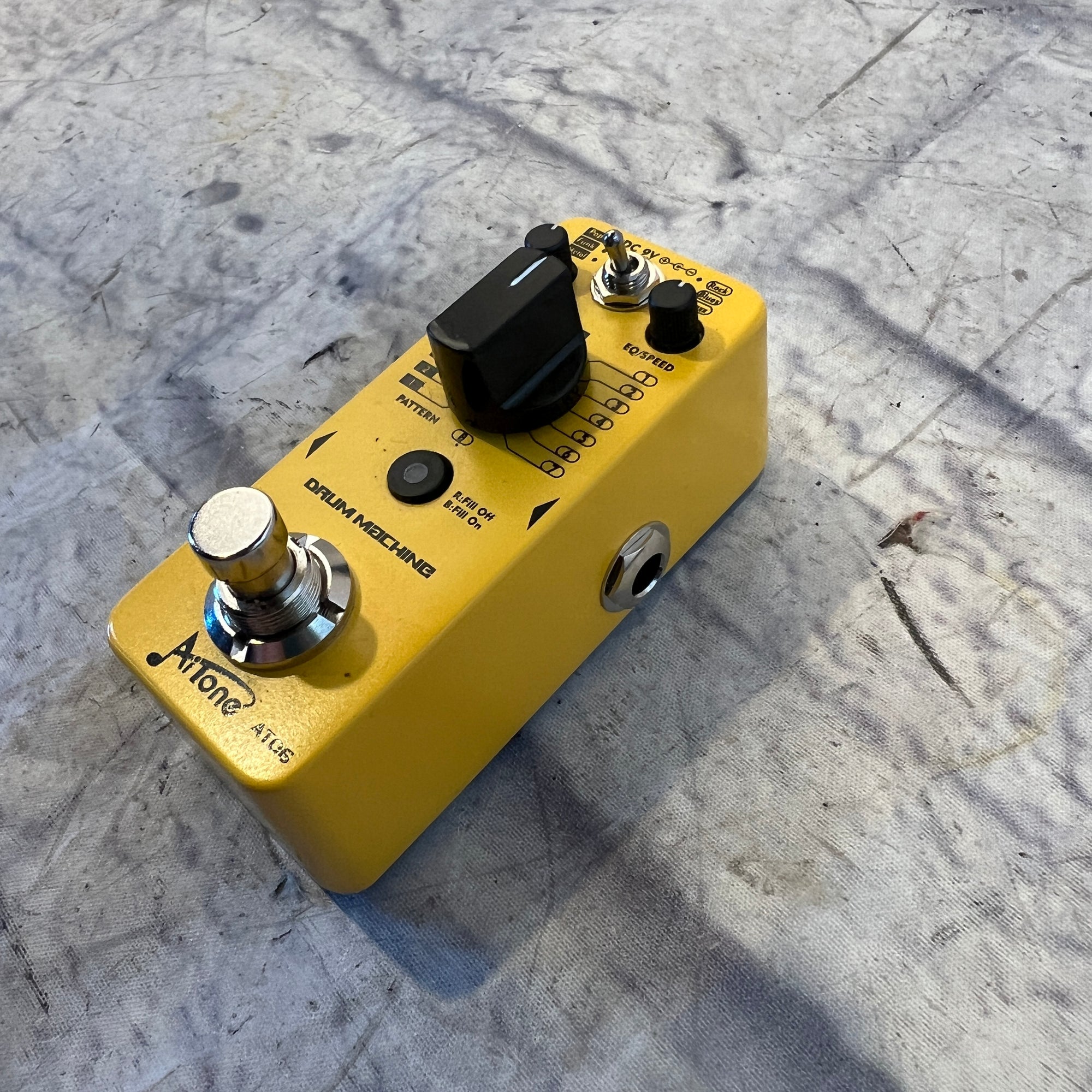 Aitone AT06  Mini Drum Machine Pedal Electric Drum Machine