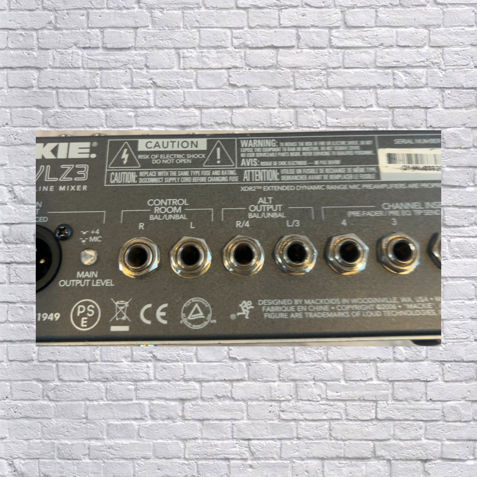 Mackie 1202VLZ-3 12 Channel Mixer
